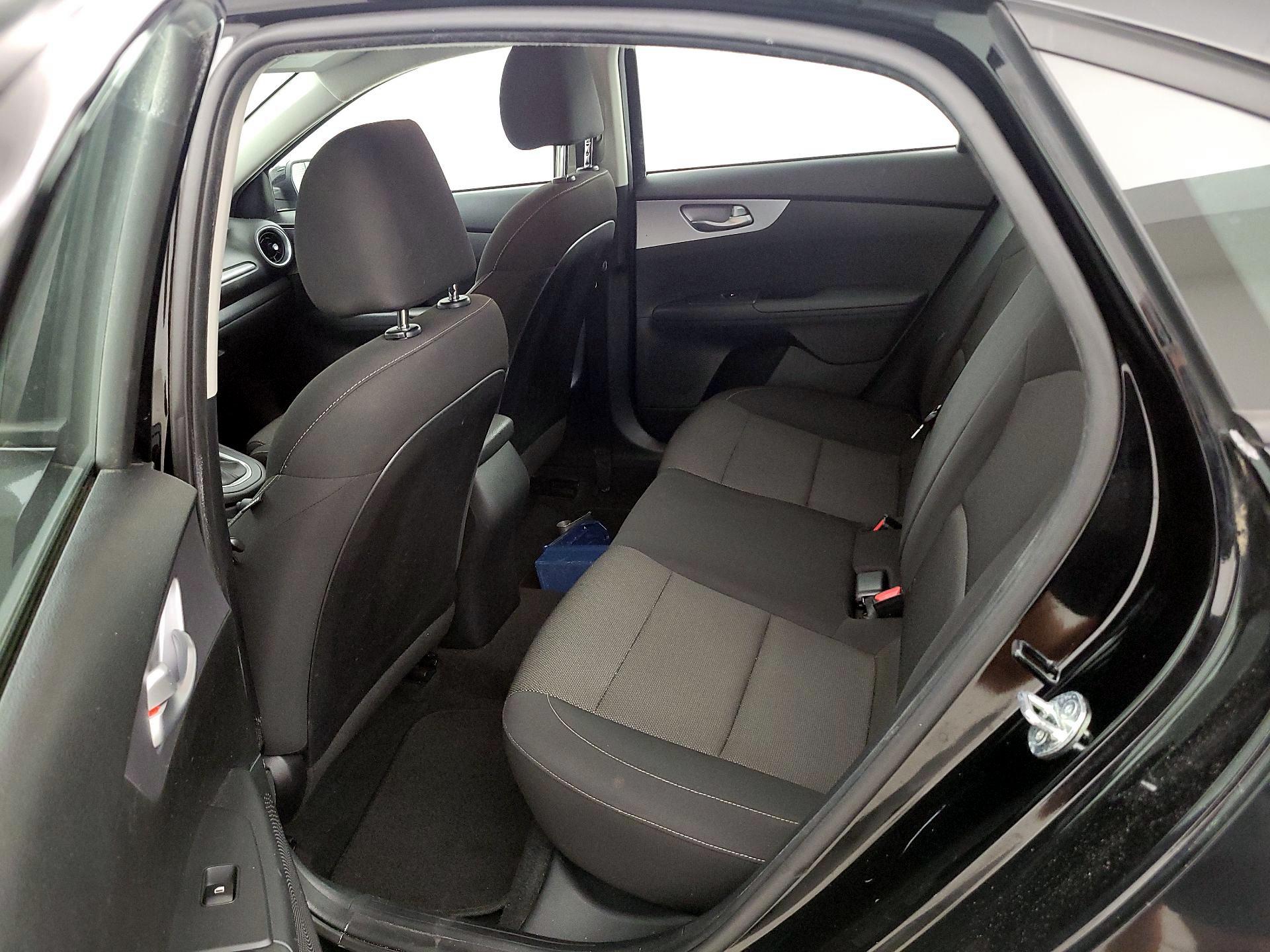 Thumbnail: 2023 Kia Forte - 19