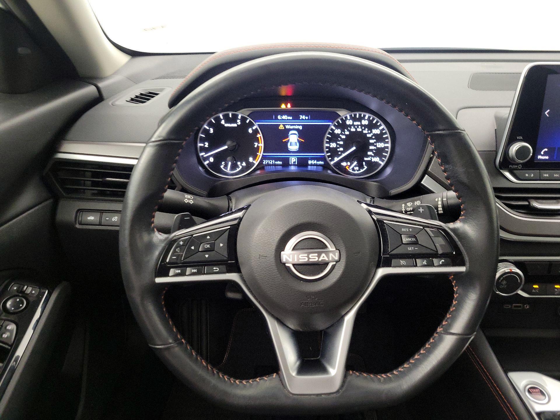 Thumbnail: 2023 Nissan Altima - 10