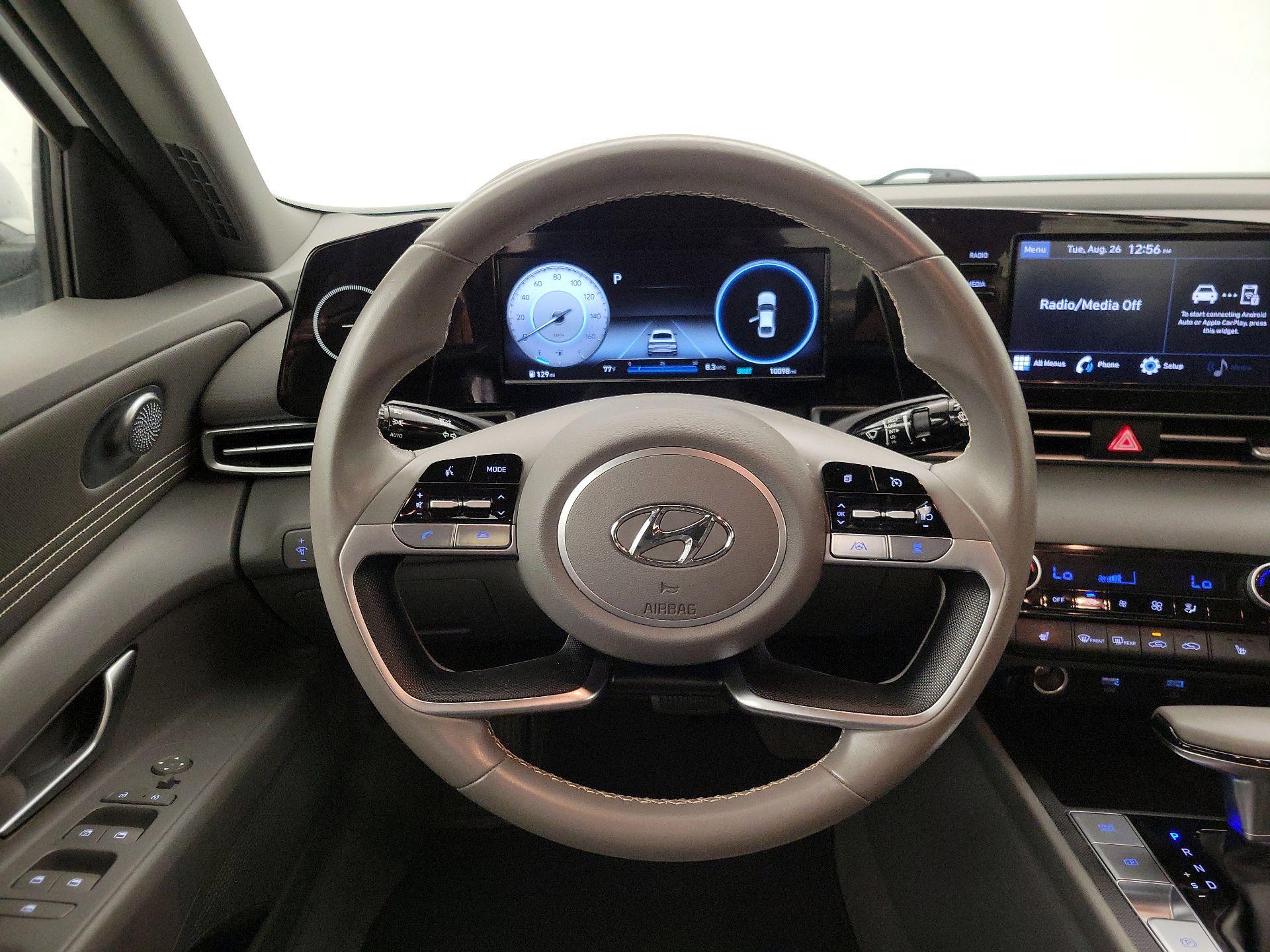 Thumbnail: 2022 Hyundai Elantra - 10