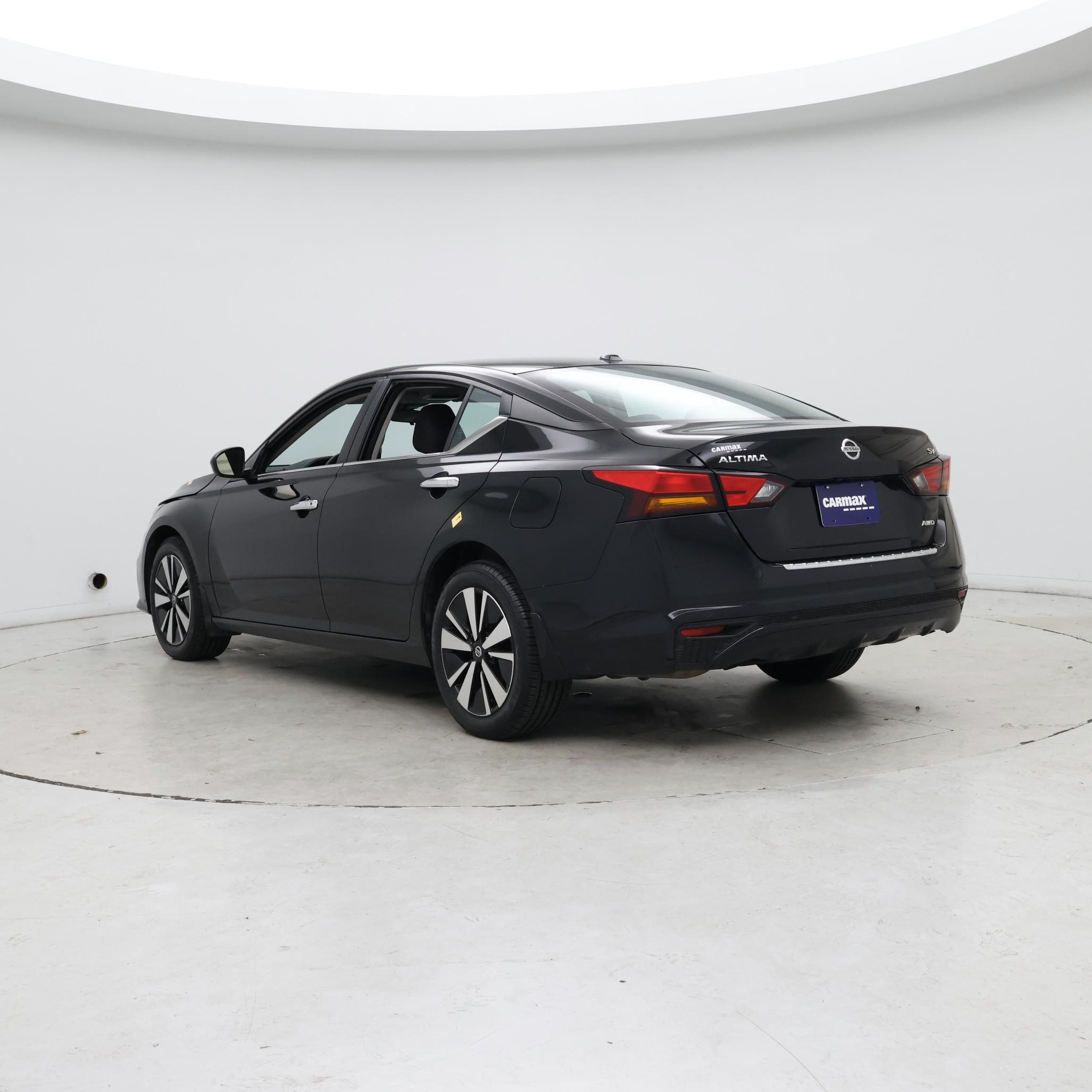 Thumbnail: 2022 Nissan Altima - 2