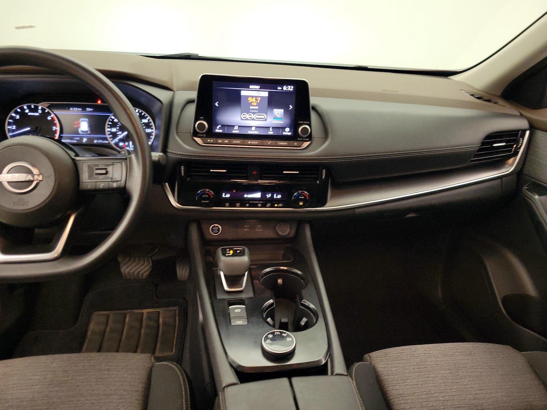 Thumbnail: 2022 Nissan Rogue - 9