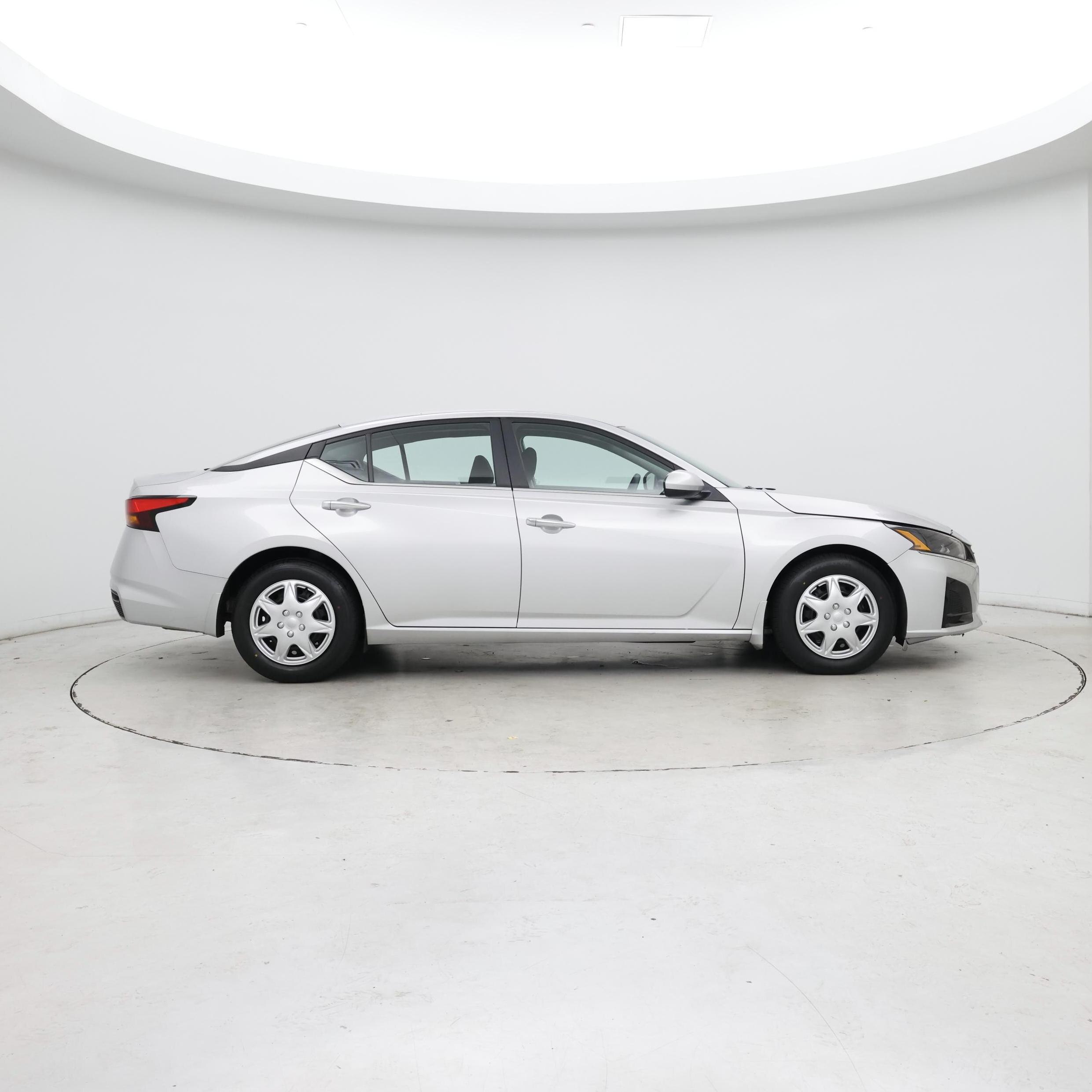 Thumbnail: 2023 Nissan Altima - 7