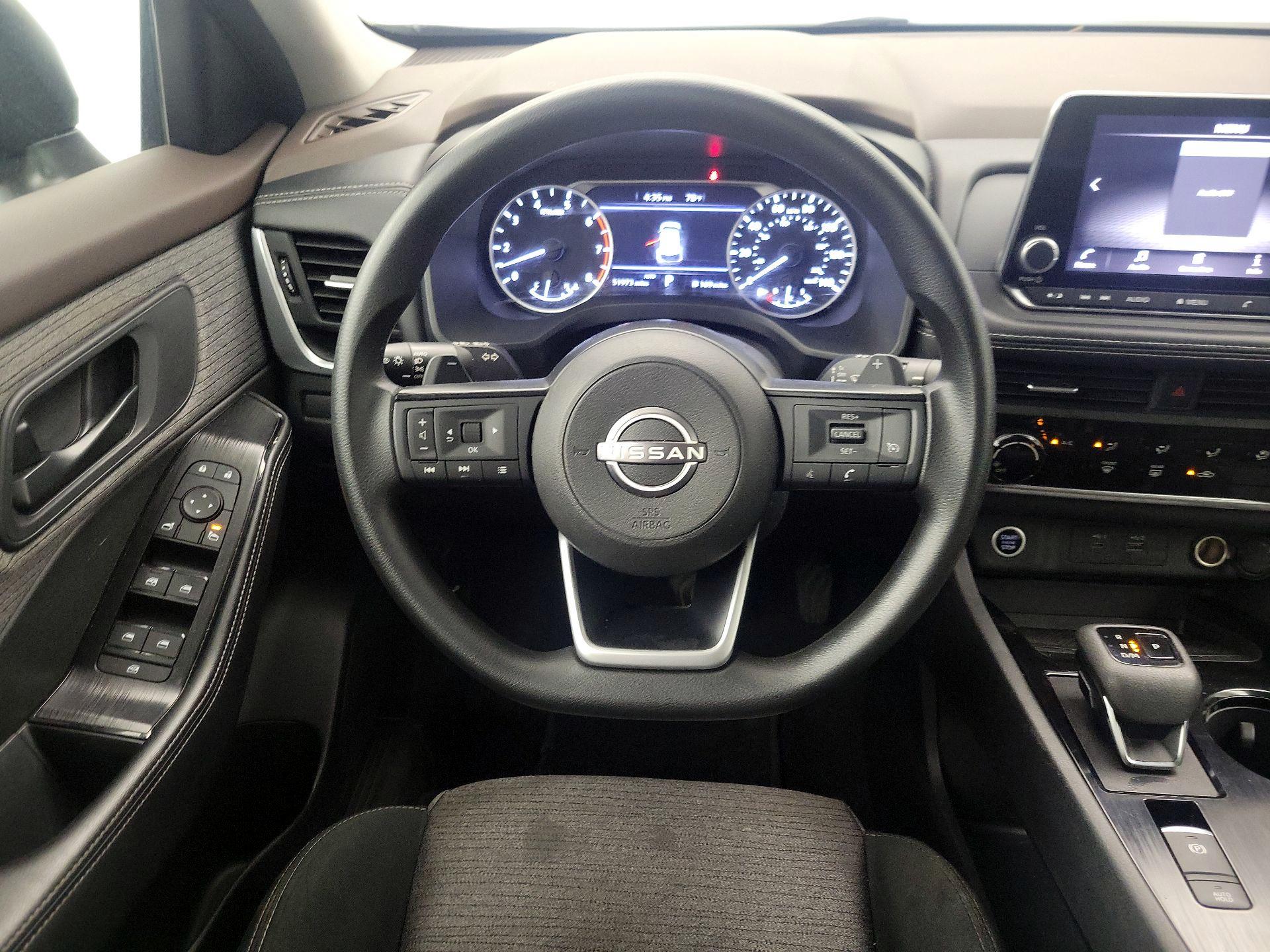 Thumbnail: 2022 Nissan Rogue - 10