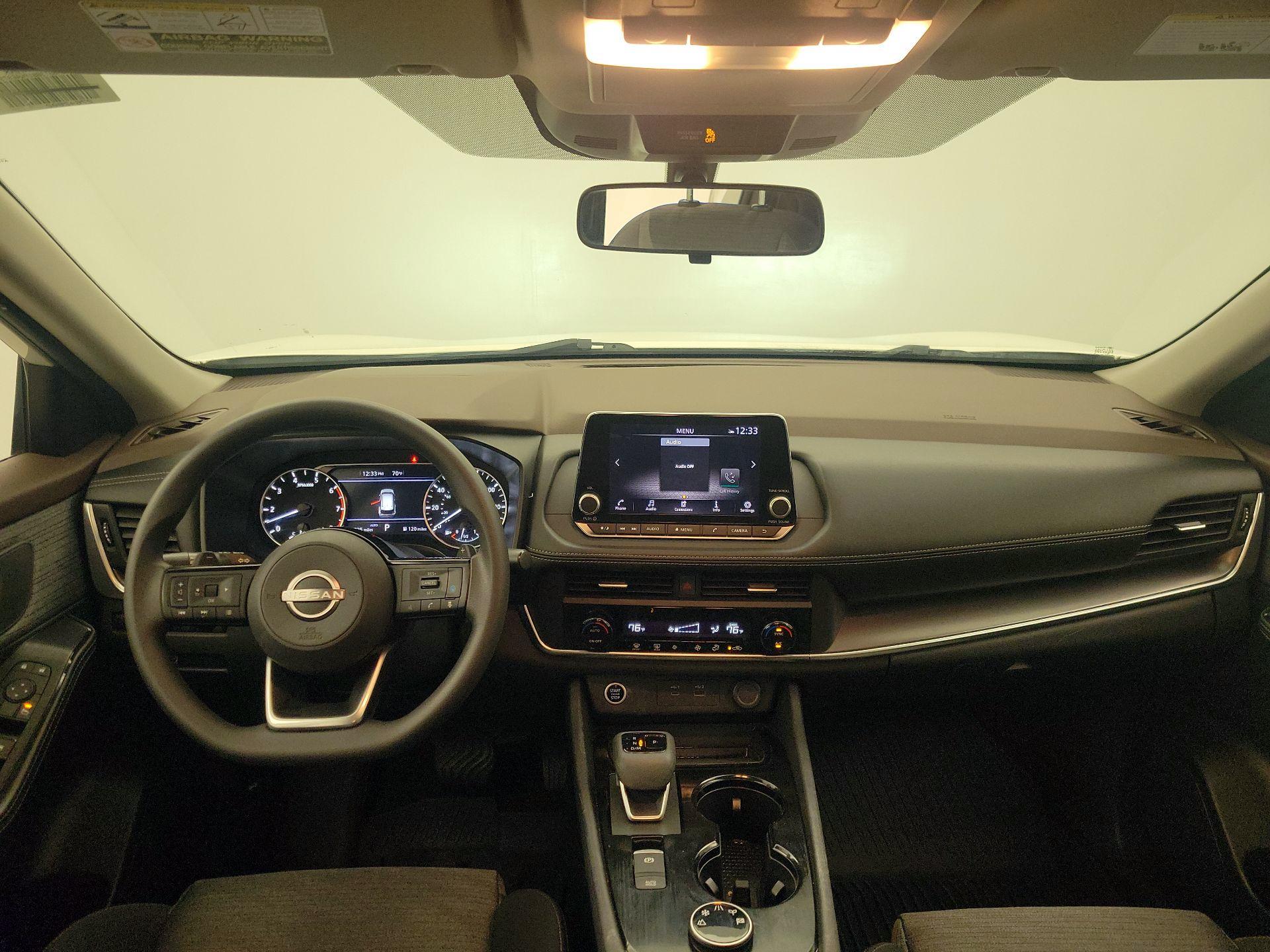 Thumbnail: 2023 Nissan Rogue - 9