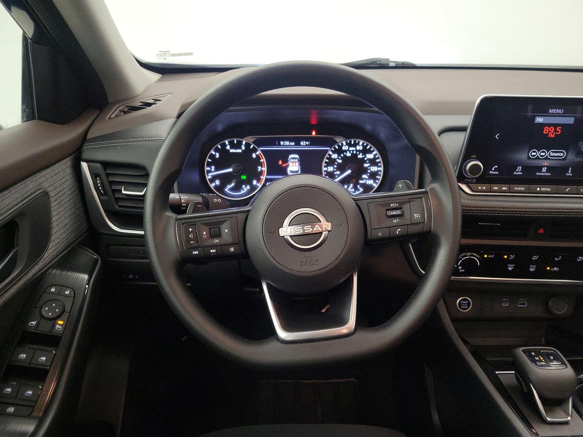 Thumbnail: 2023 Nissan Rogue - 10
