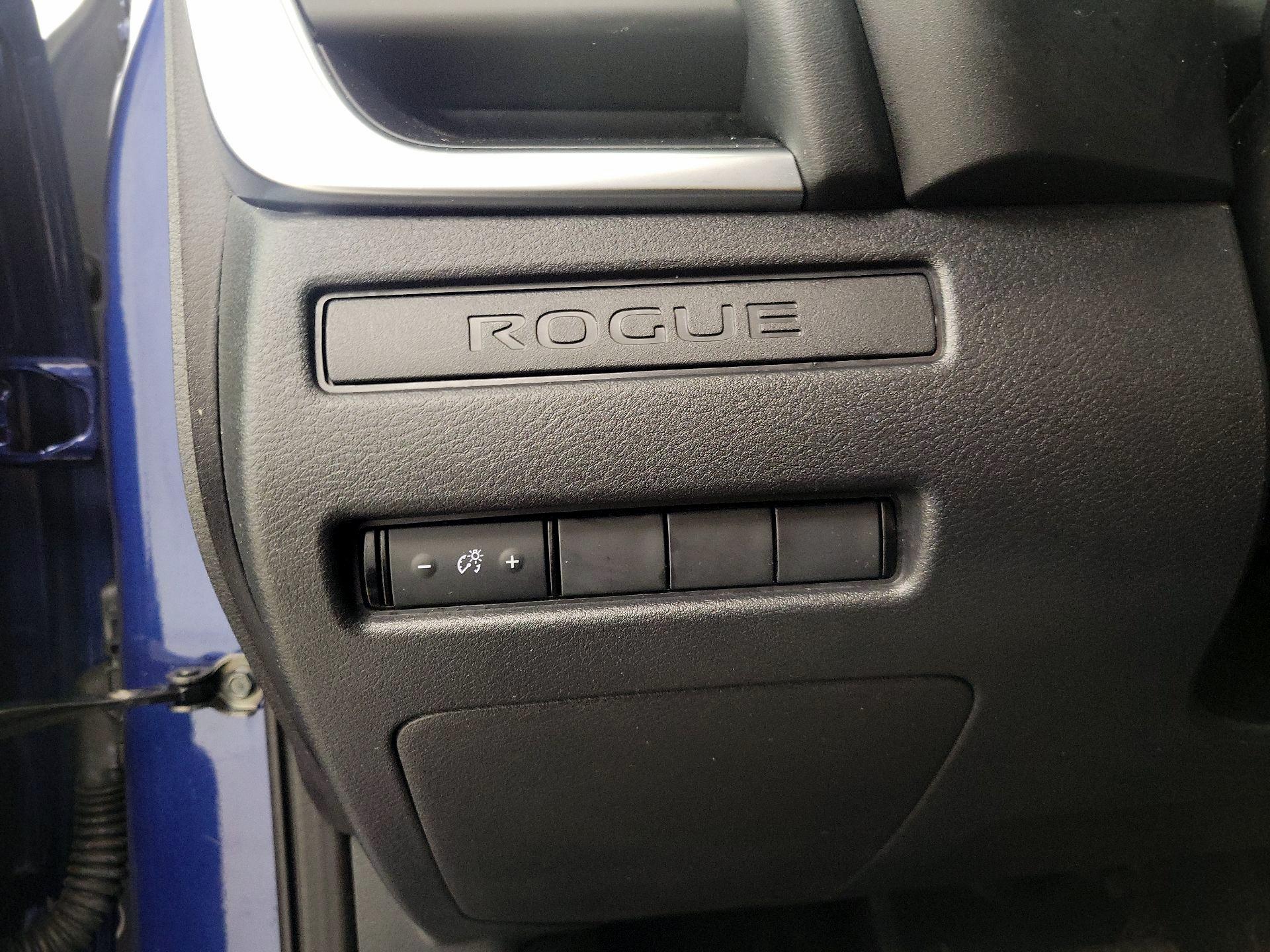 Thumbnail: 2023 Nissan Rogue - 13
