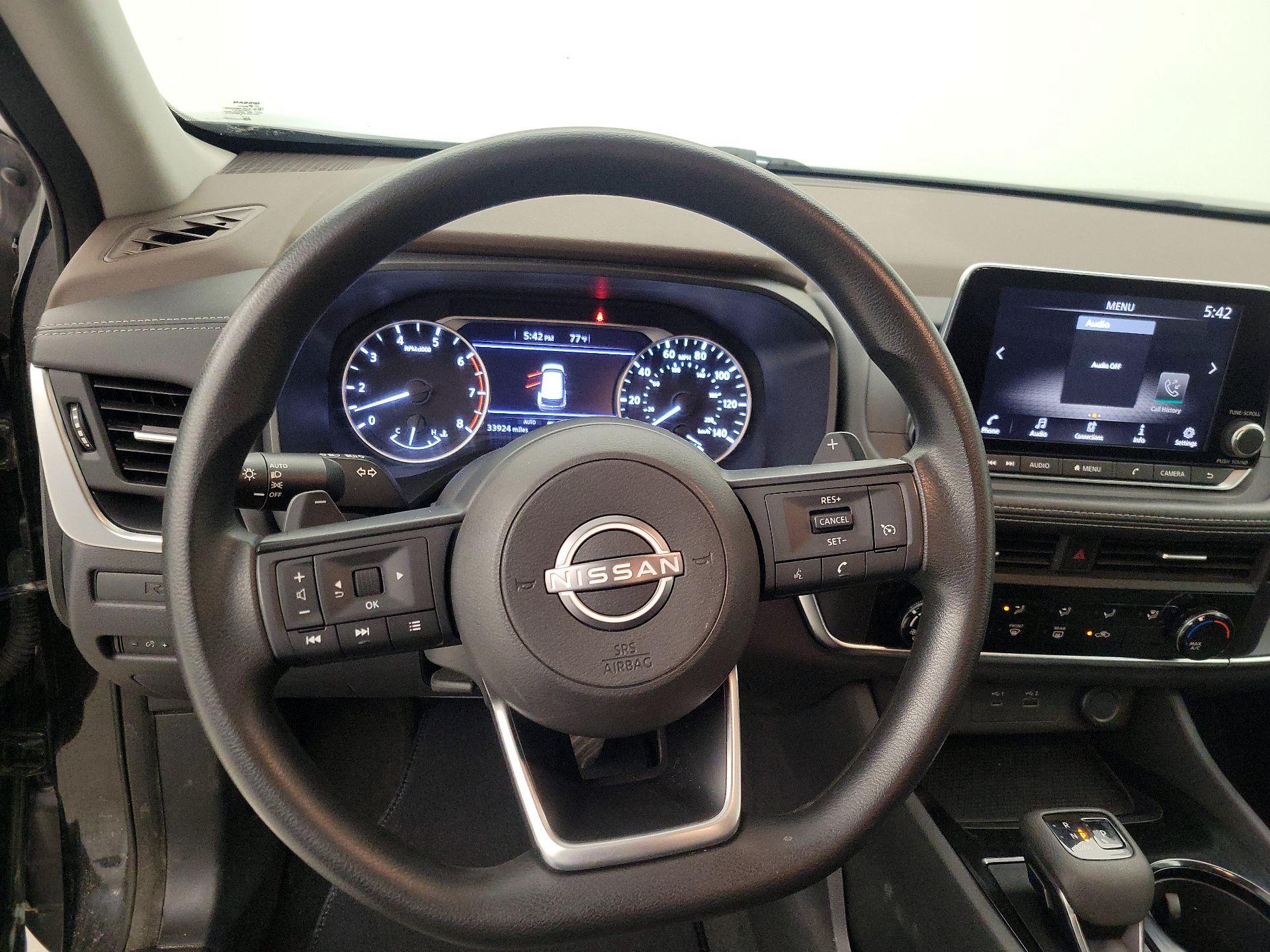 Thumbnail: 2022 Nissan Rogue - 10