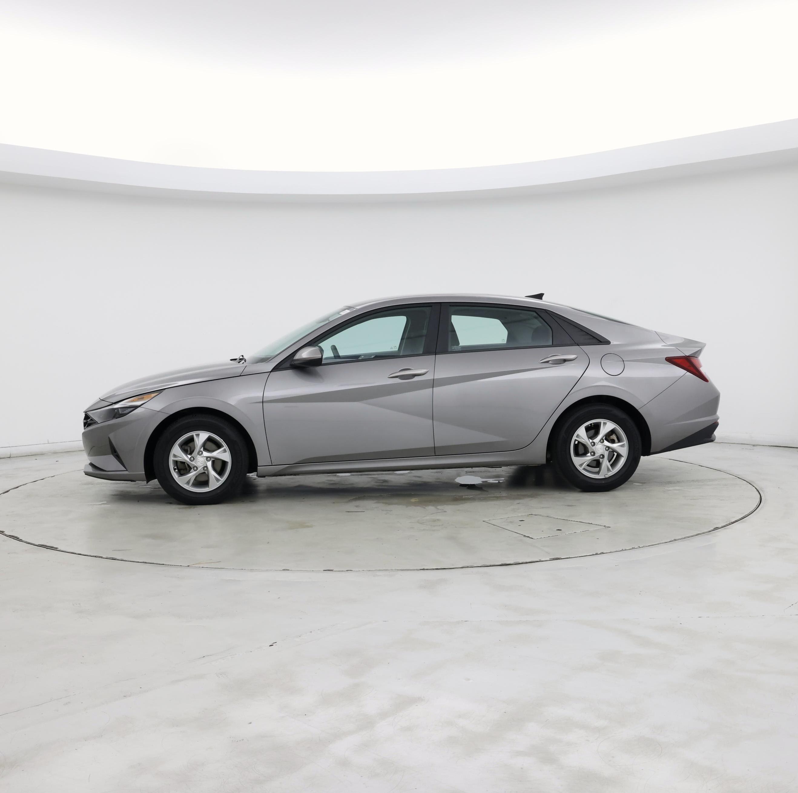 Thumbnail: 2023 Hyundai Elantra - 3