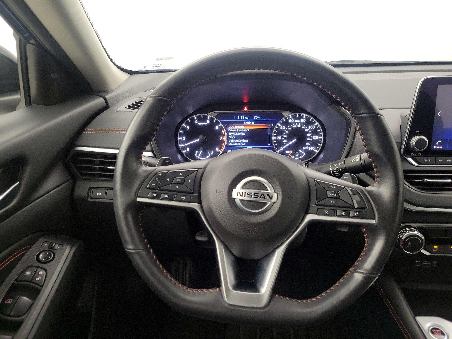 Thumbnail: 2022 Nissan Altima - 10
