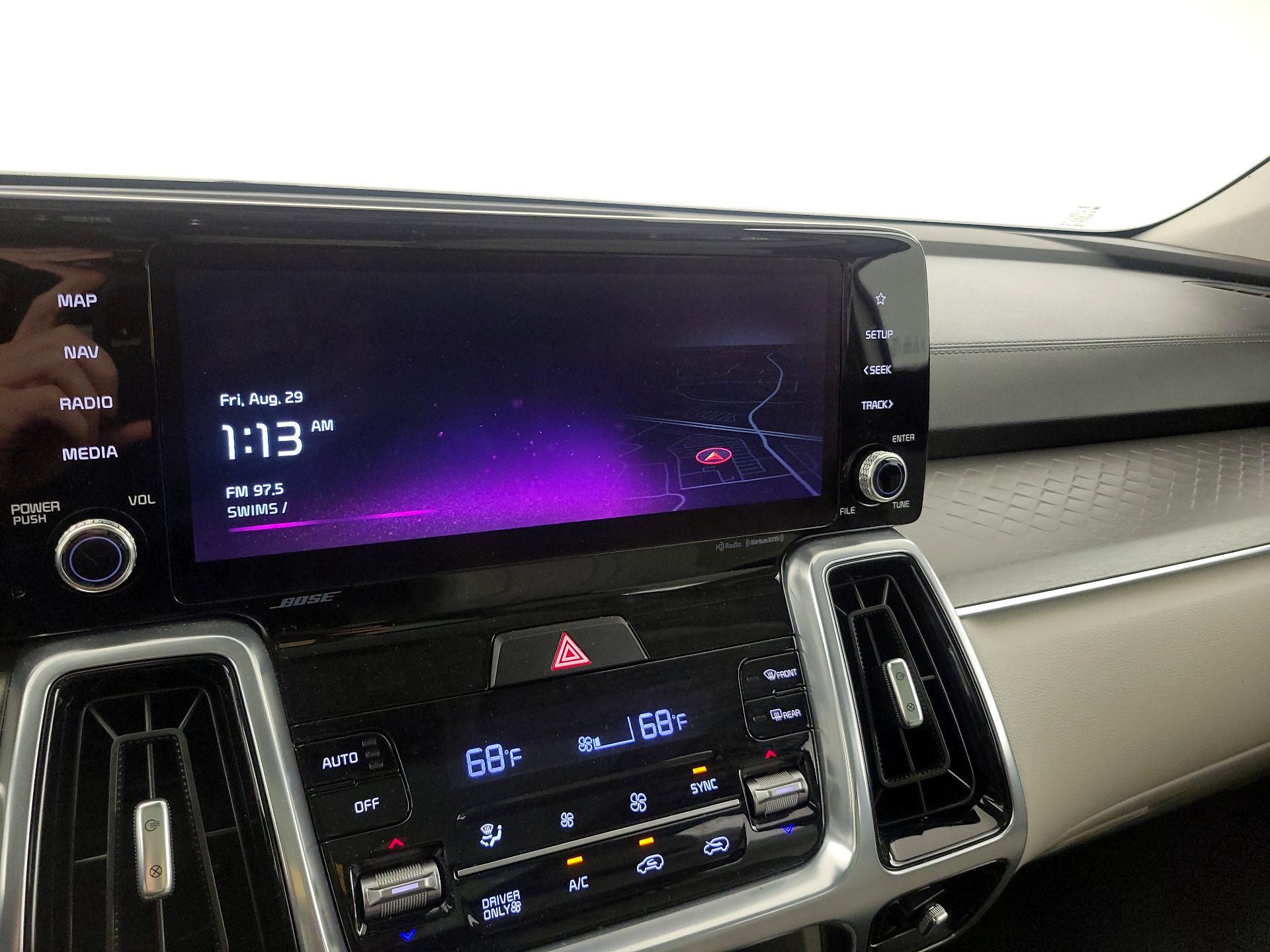 Thumbnail: 2023 Kia Sorento - 16