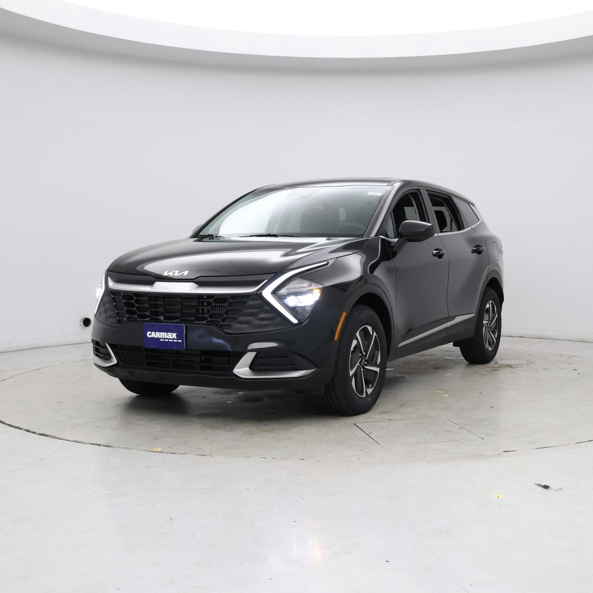 Thumbnail: 2023 Kia Sportage - 4