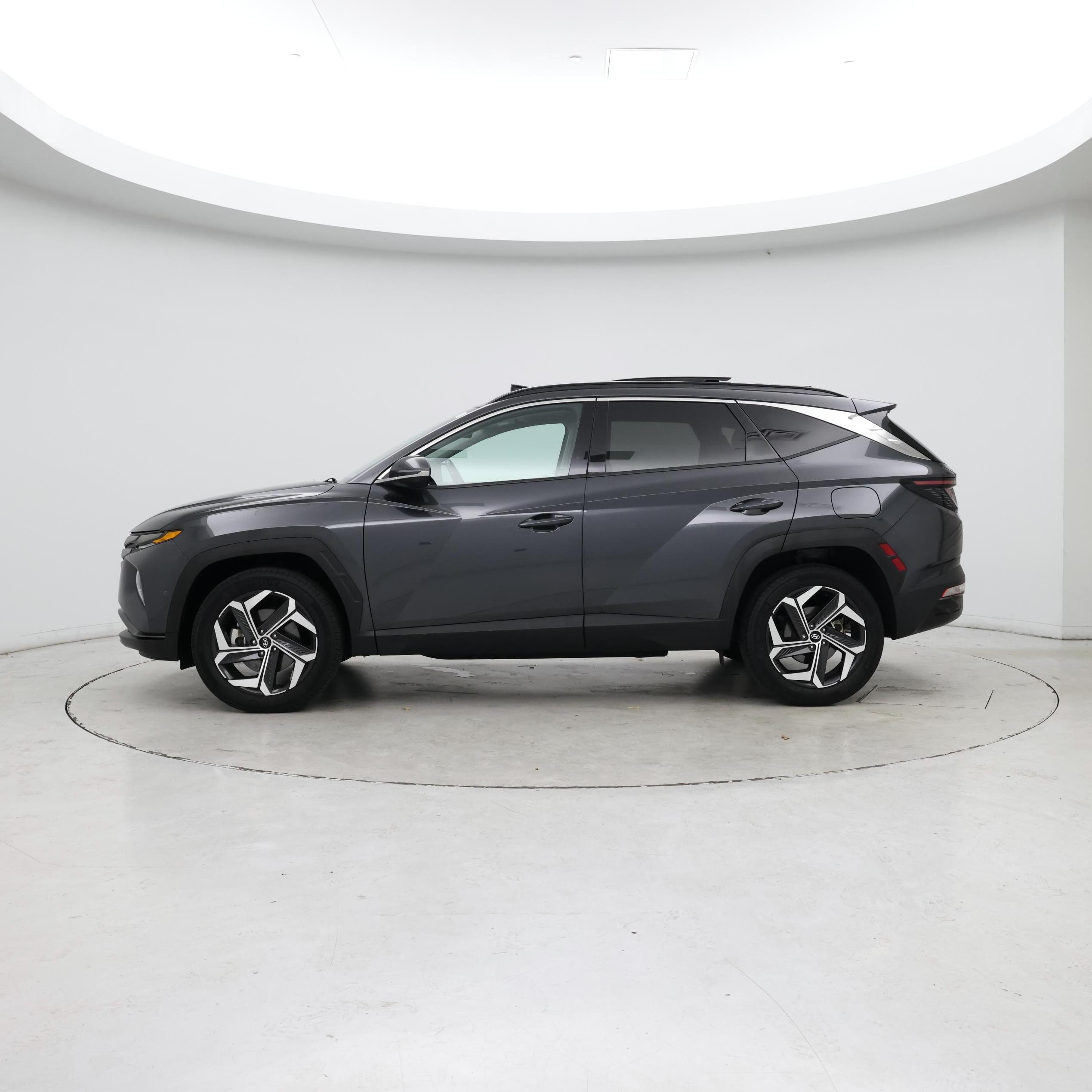 Thumbnail: 2022 Hyundai Tucson - 3