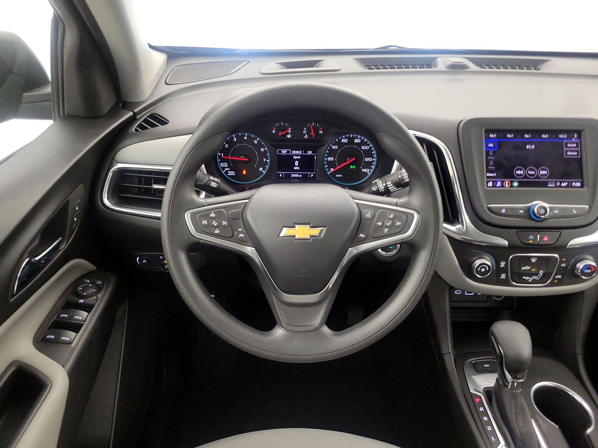 Thumbnail: 2022 Chevrolet Equinox - 10