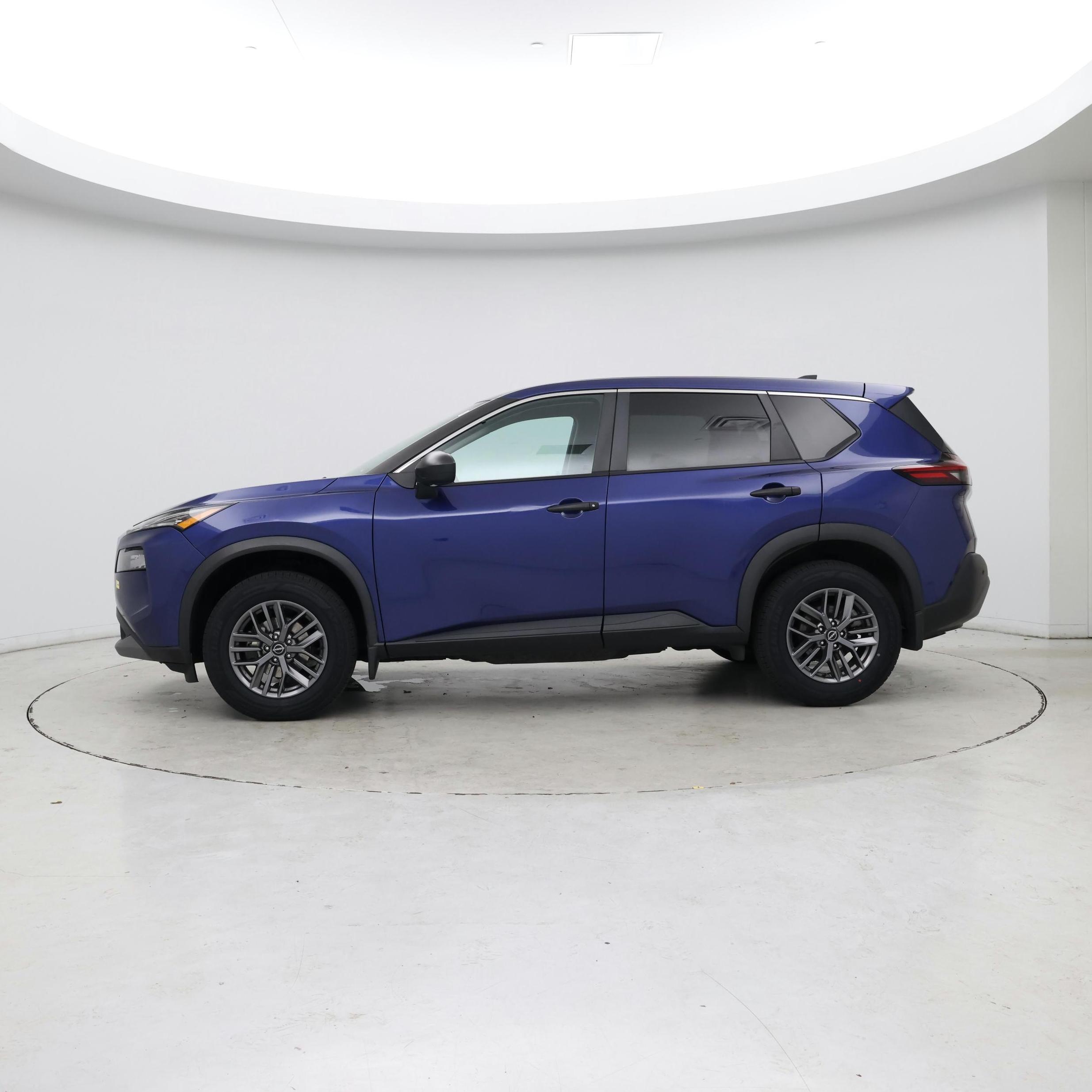 Thumbnail: 2022 Nissan Rogue - 3