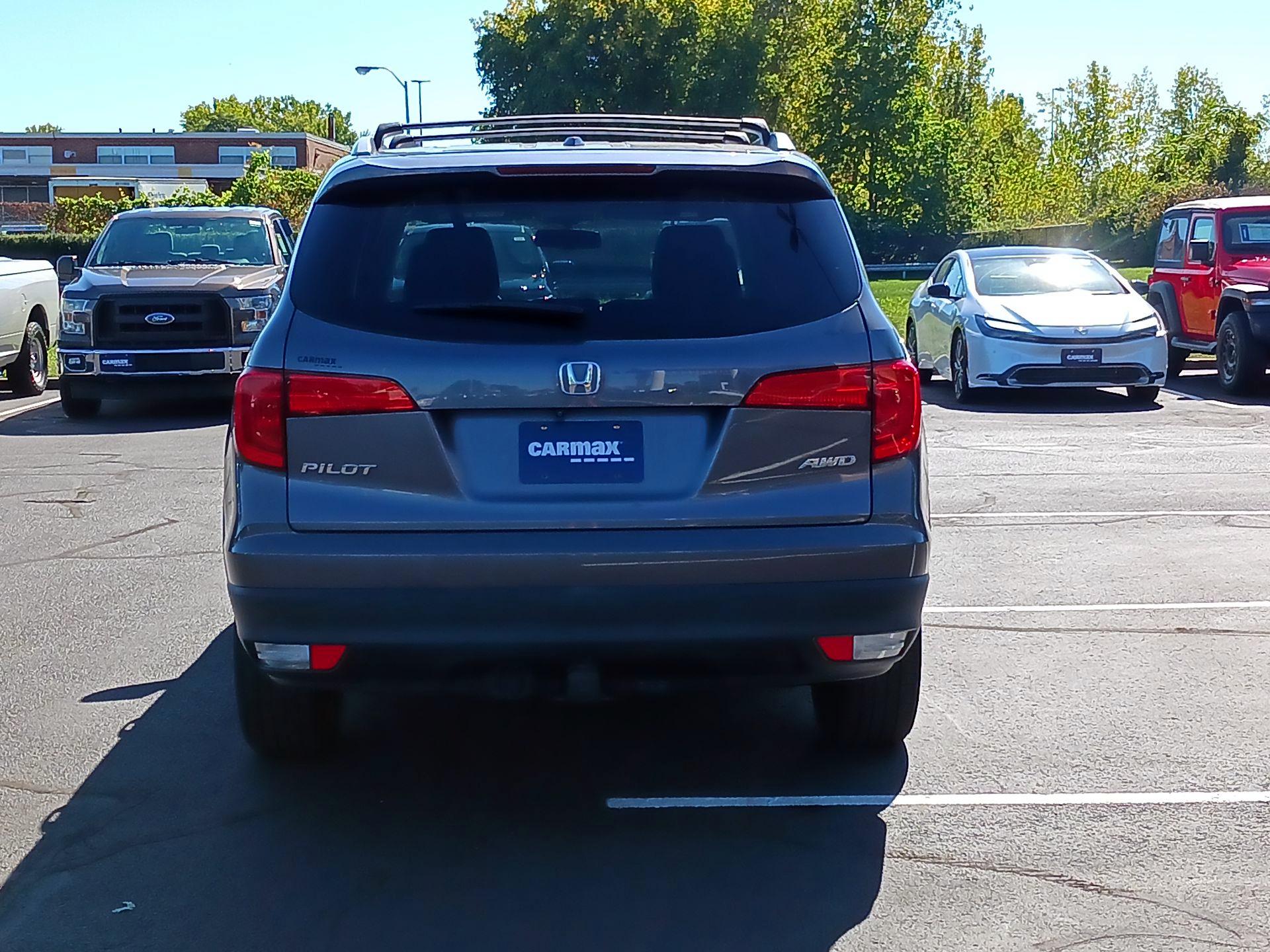 Thumbnail: 2018 Honda Pilot - 6