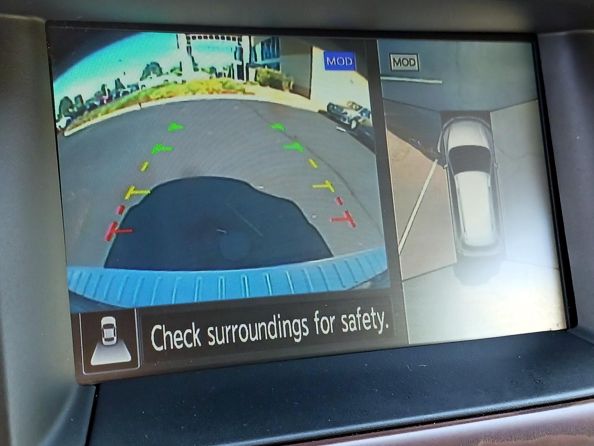 Thumbnail: 2018 Nissan Pathfinder - 13