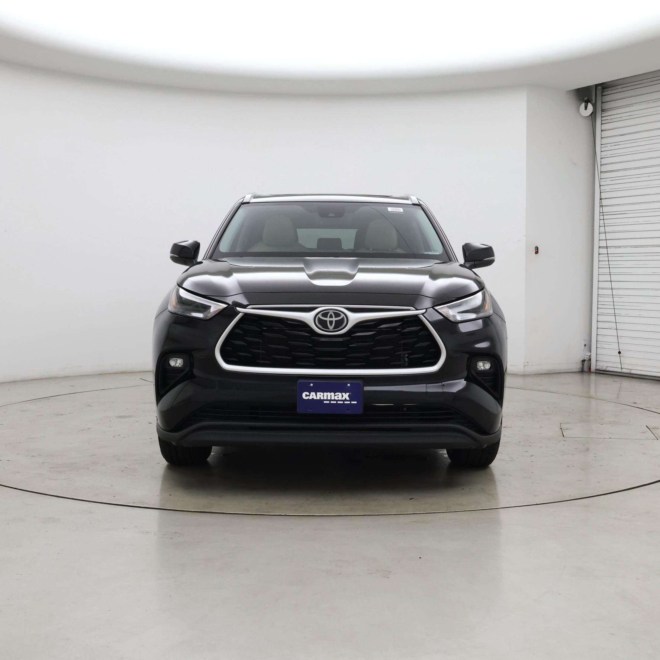 Thumbnail: 2022 Toyota Highlander - 5