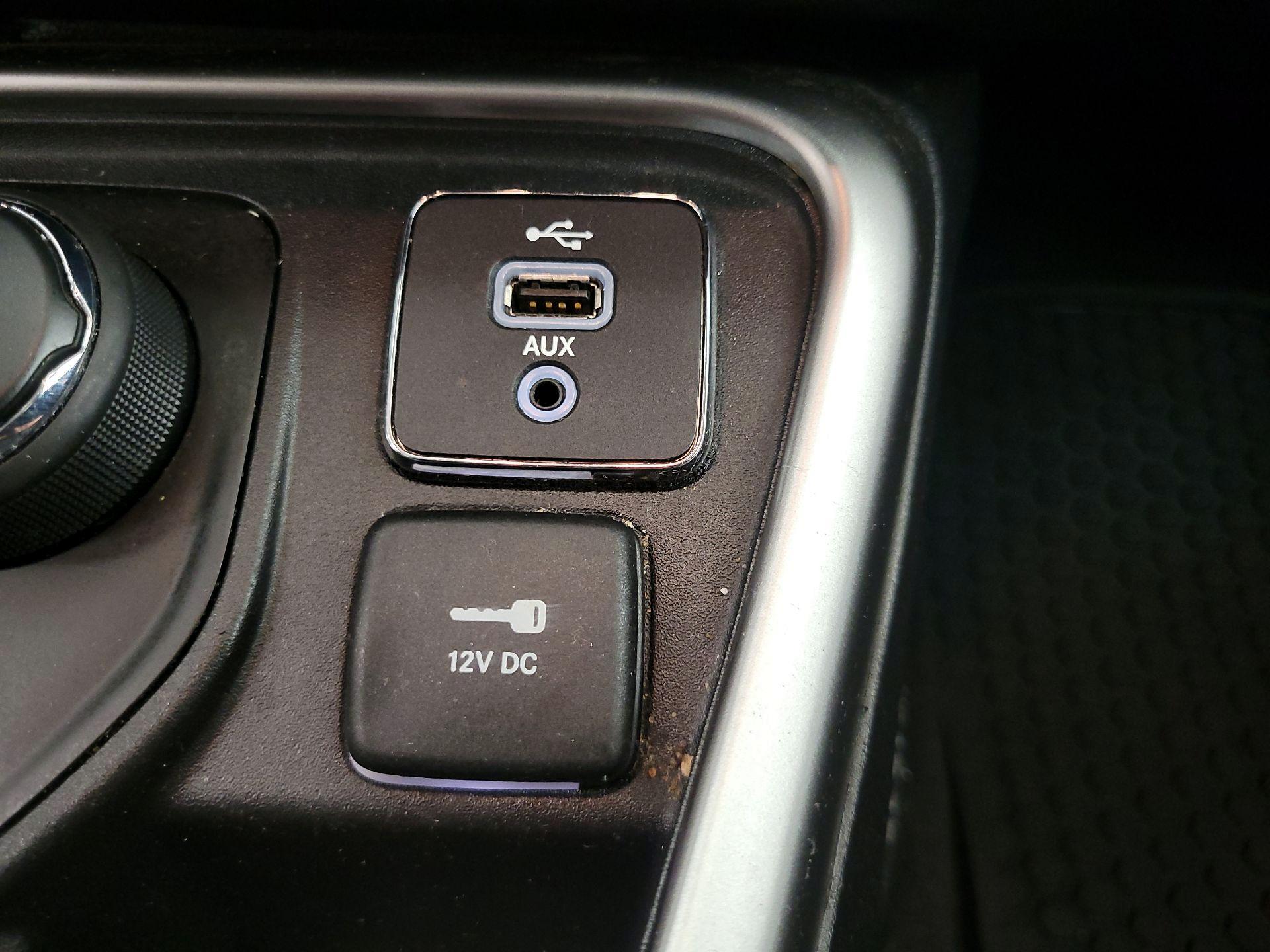 Thumbnail: 2018 Jeep Compass - 18