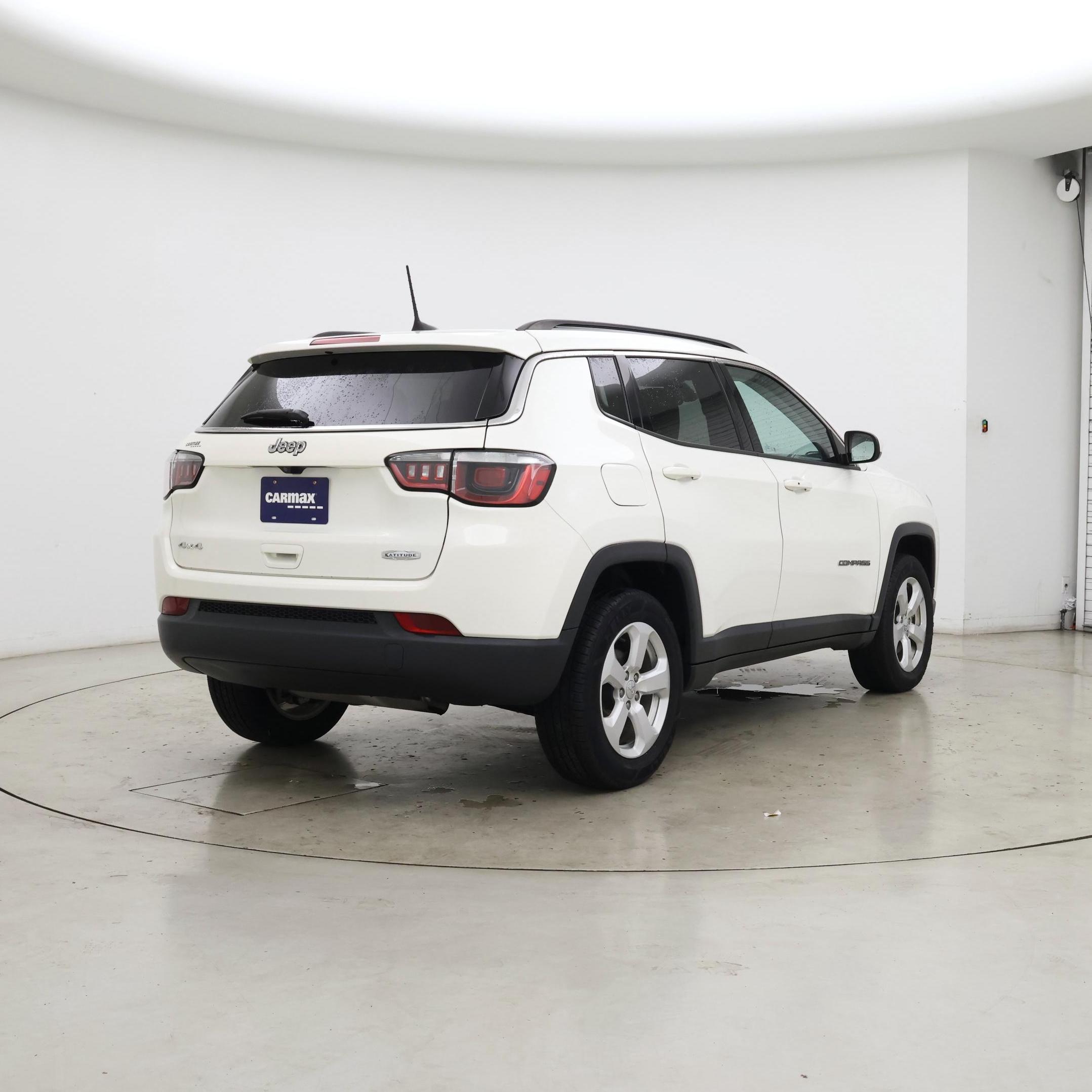 Thumbnail: 2018 Jeep Compass - 8