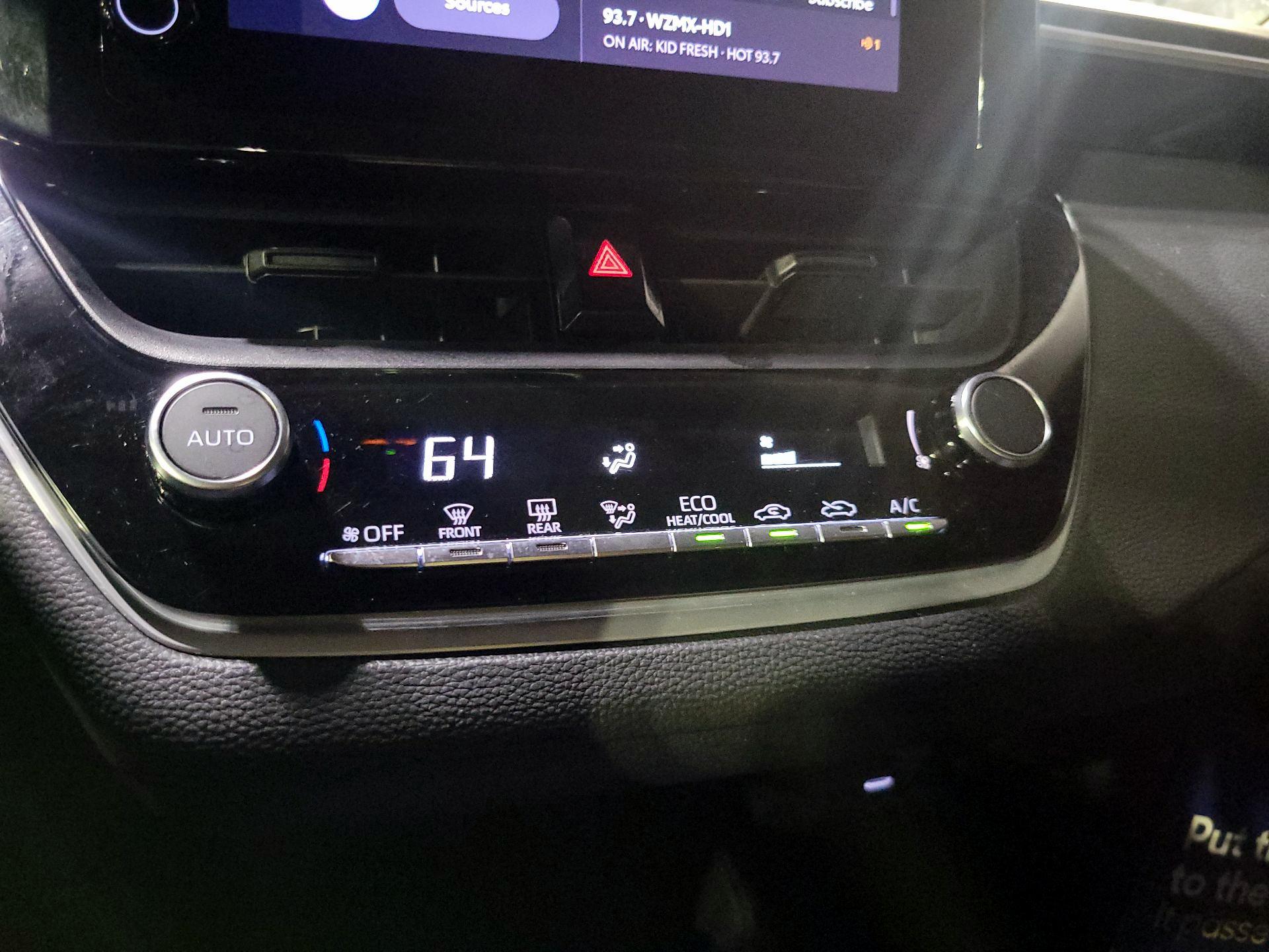 Thumbnail: 2023 Toyota Corolla - 15