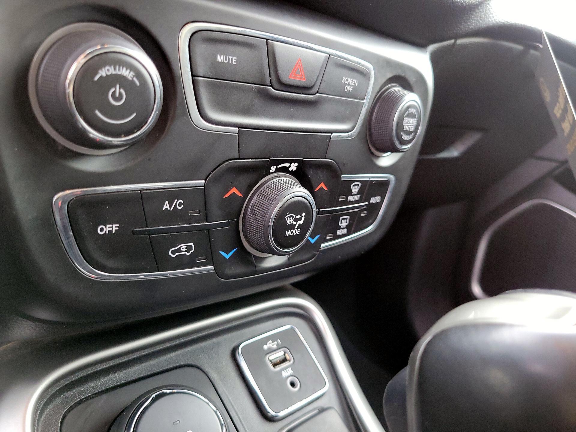 Thumbnail: 2021 Jeep Compass - 15