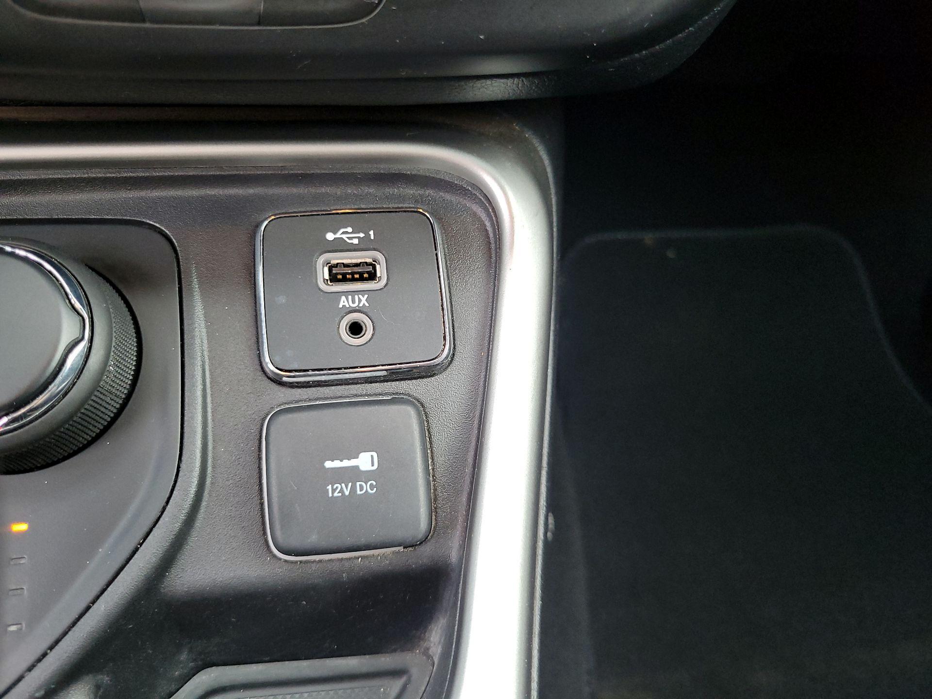 Thumbnail: 2021 Jeep Compass - 17