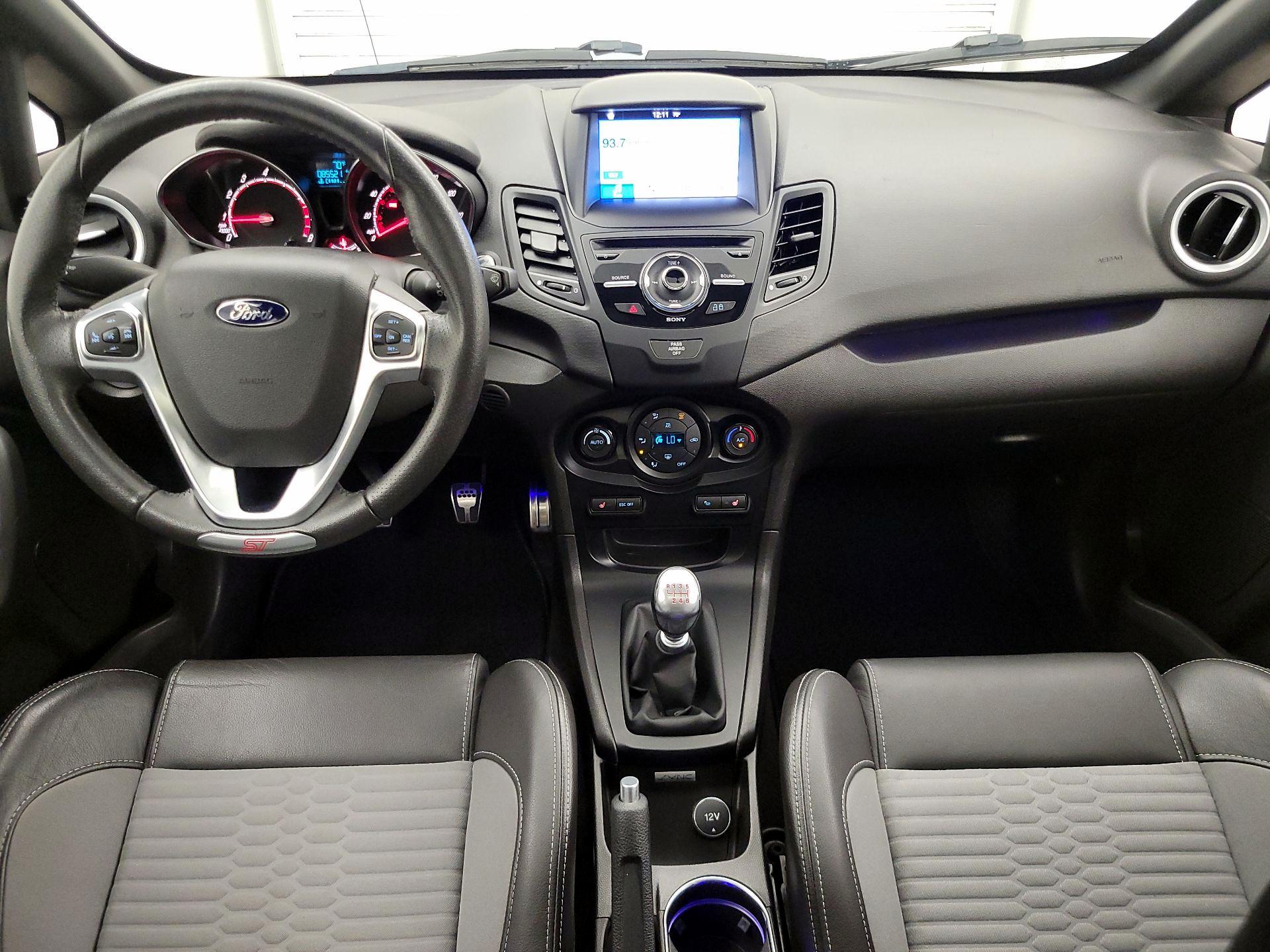 Thumbnail: 2016 Ford Fiesta - 9