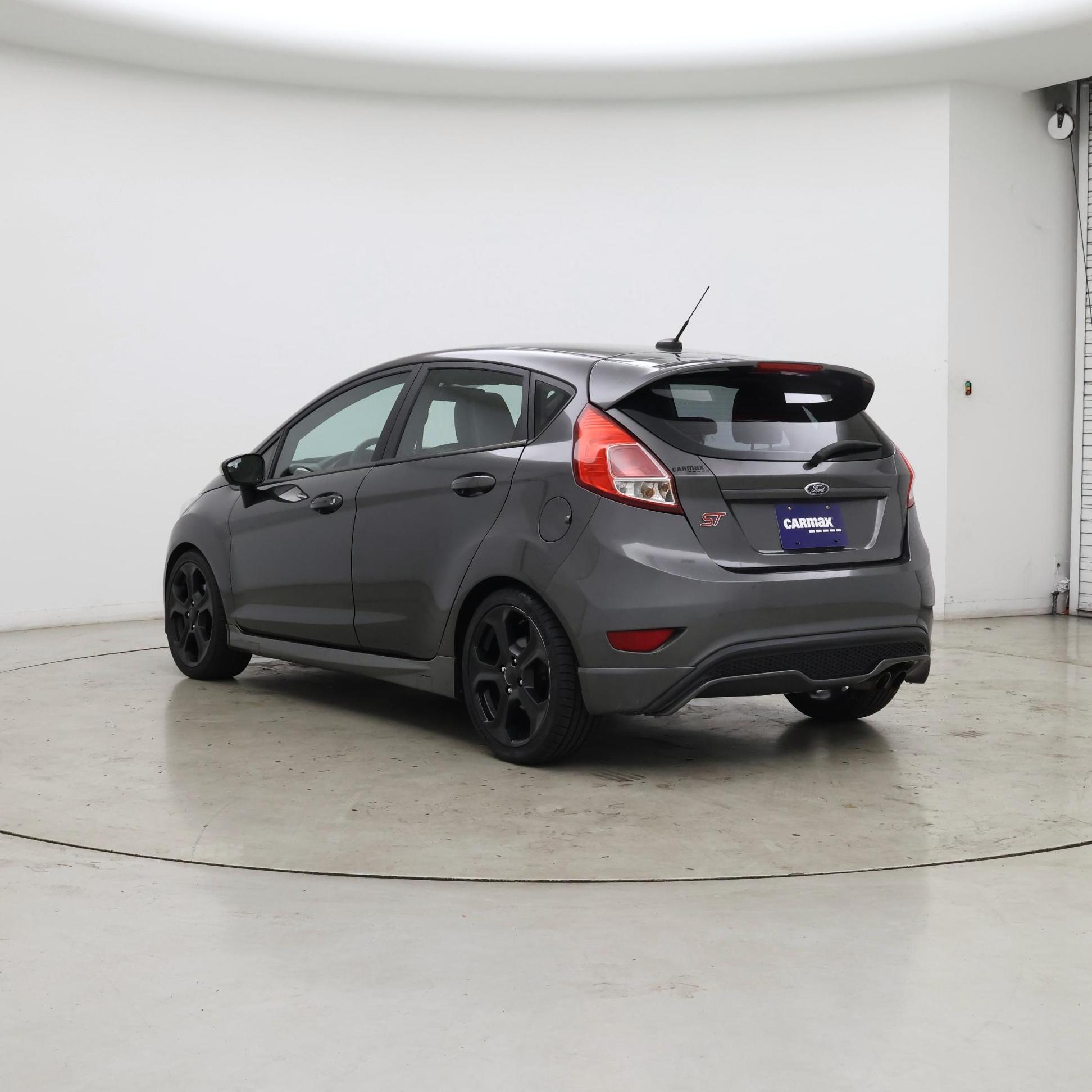 Thumbnail: 2016 Ford Fiesta - 2
