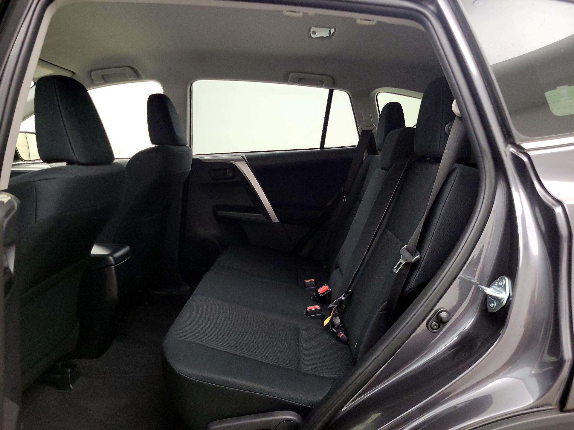Thumbnail: 2017 Toyota RAV4 - 19