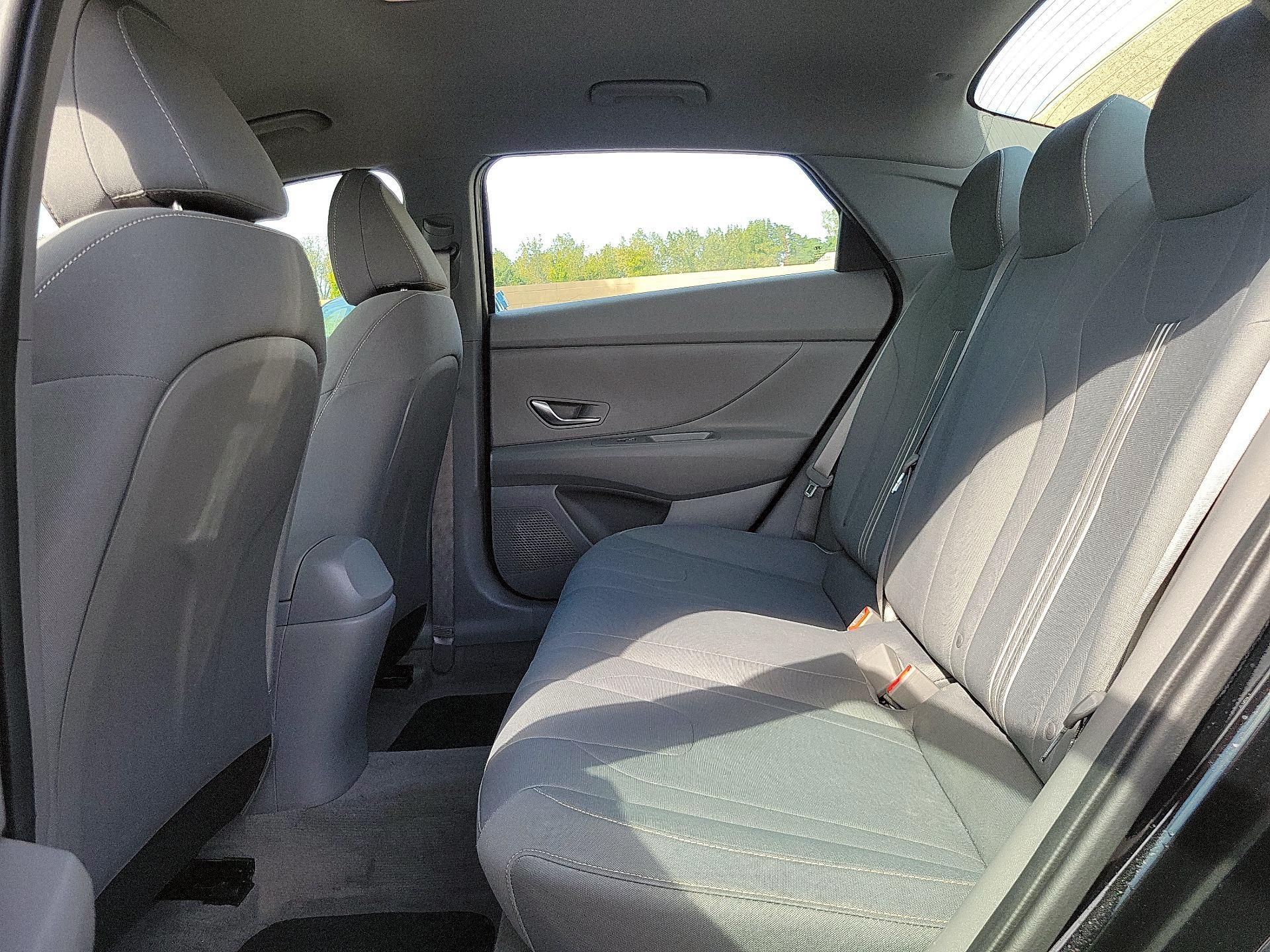 Thumbnail: 2023 Hyundai Elantra - 17