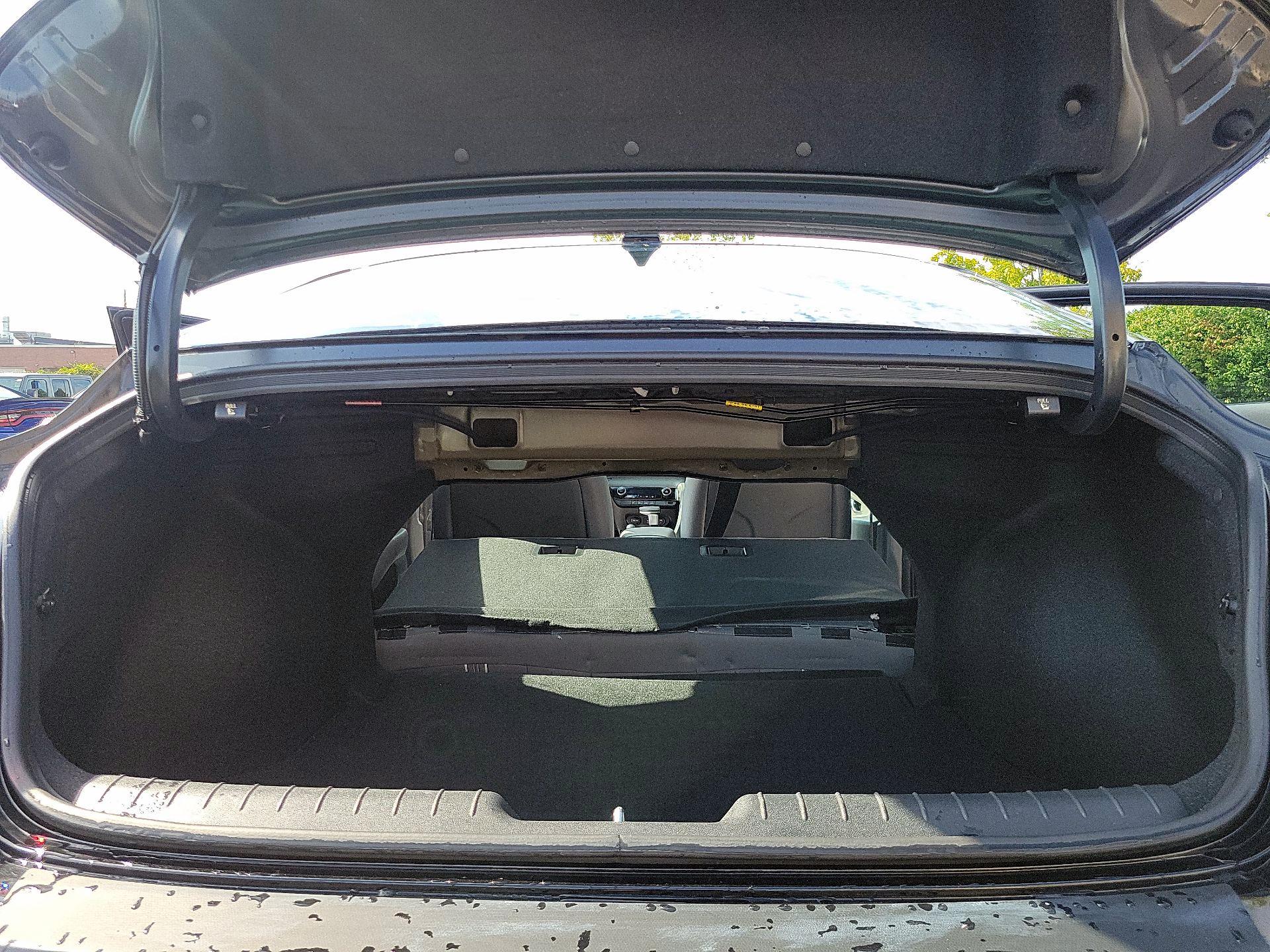 Thumbnail: 2023 Hyundai Elantra - 19