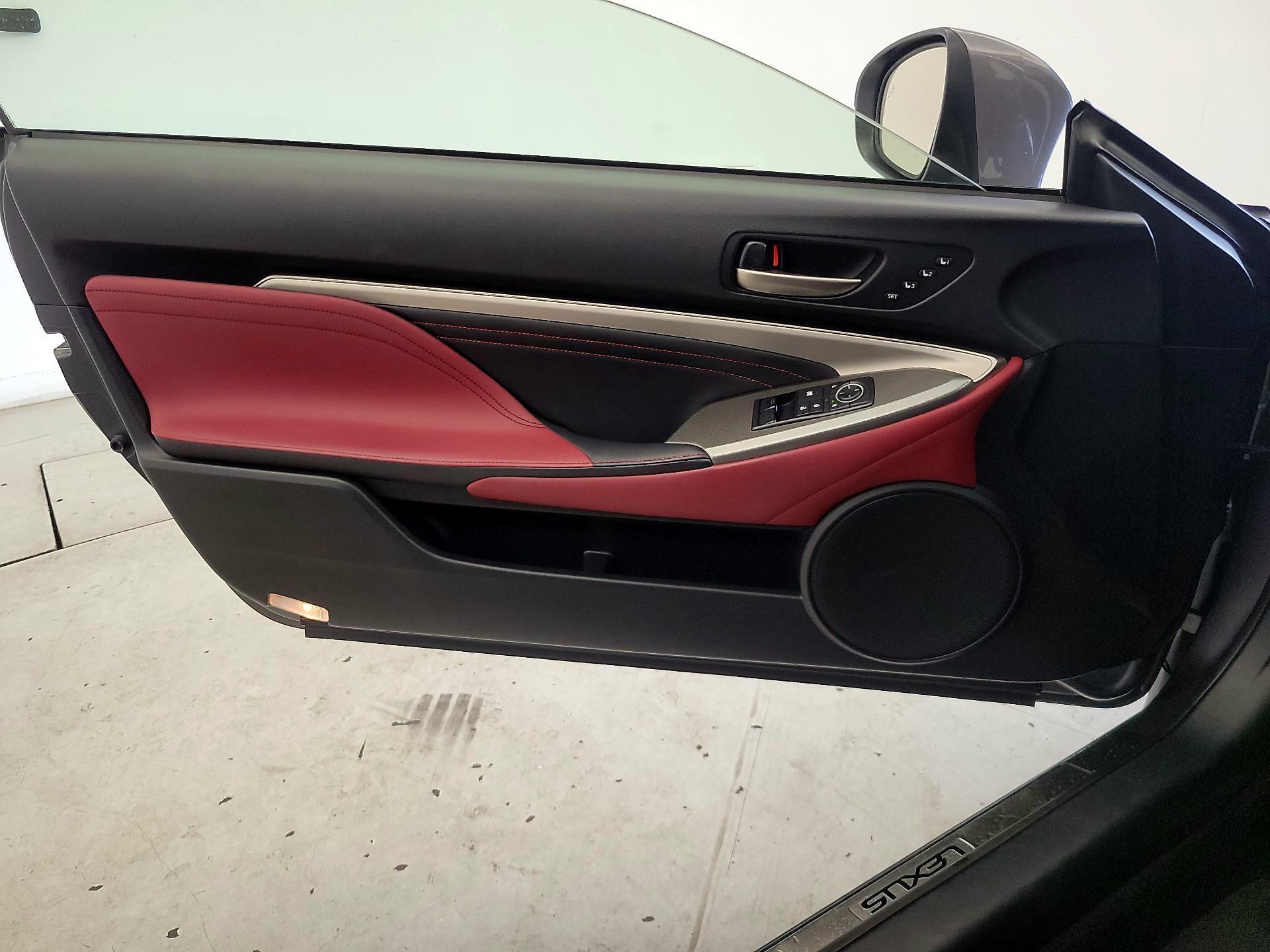 Thumbnail: 2015 Lexus RC - 12