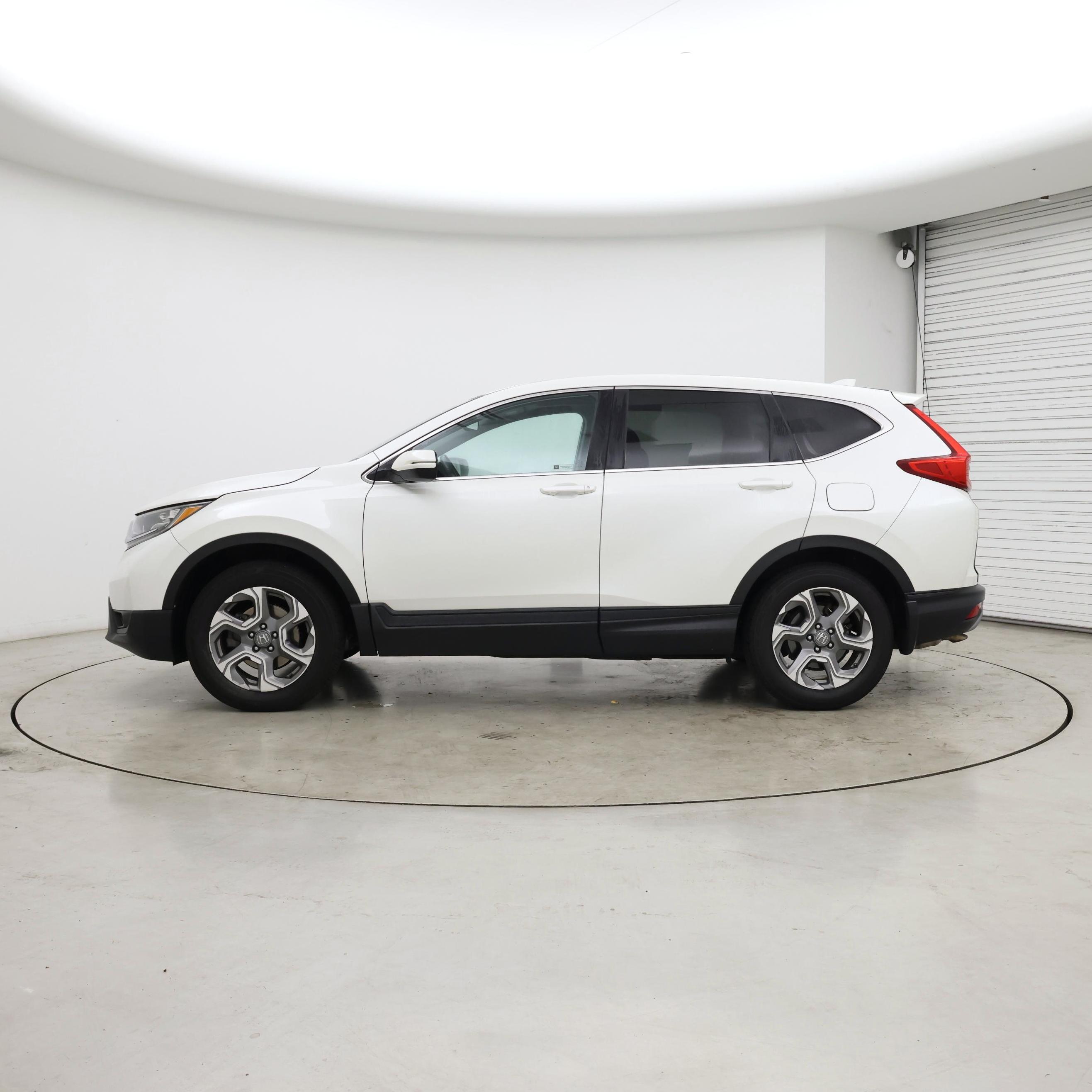 Thumbnail: 2017 Honda CR-V - 3