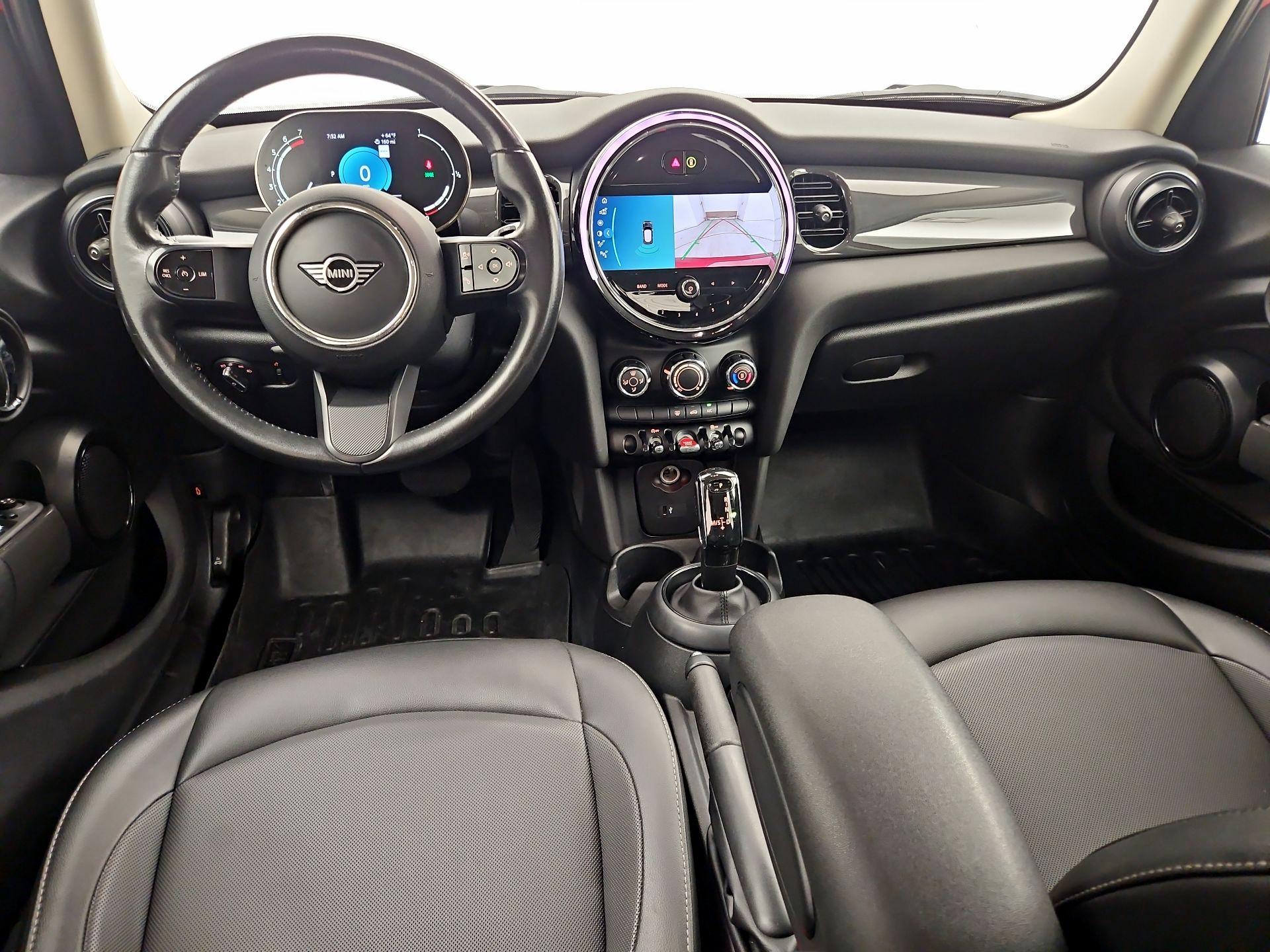Thumbnail: 2022 MINI Cooper Hardtop - 9