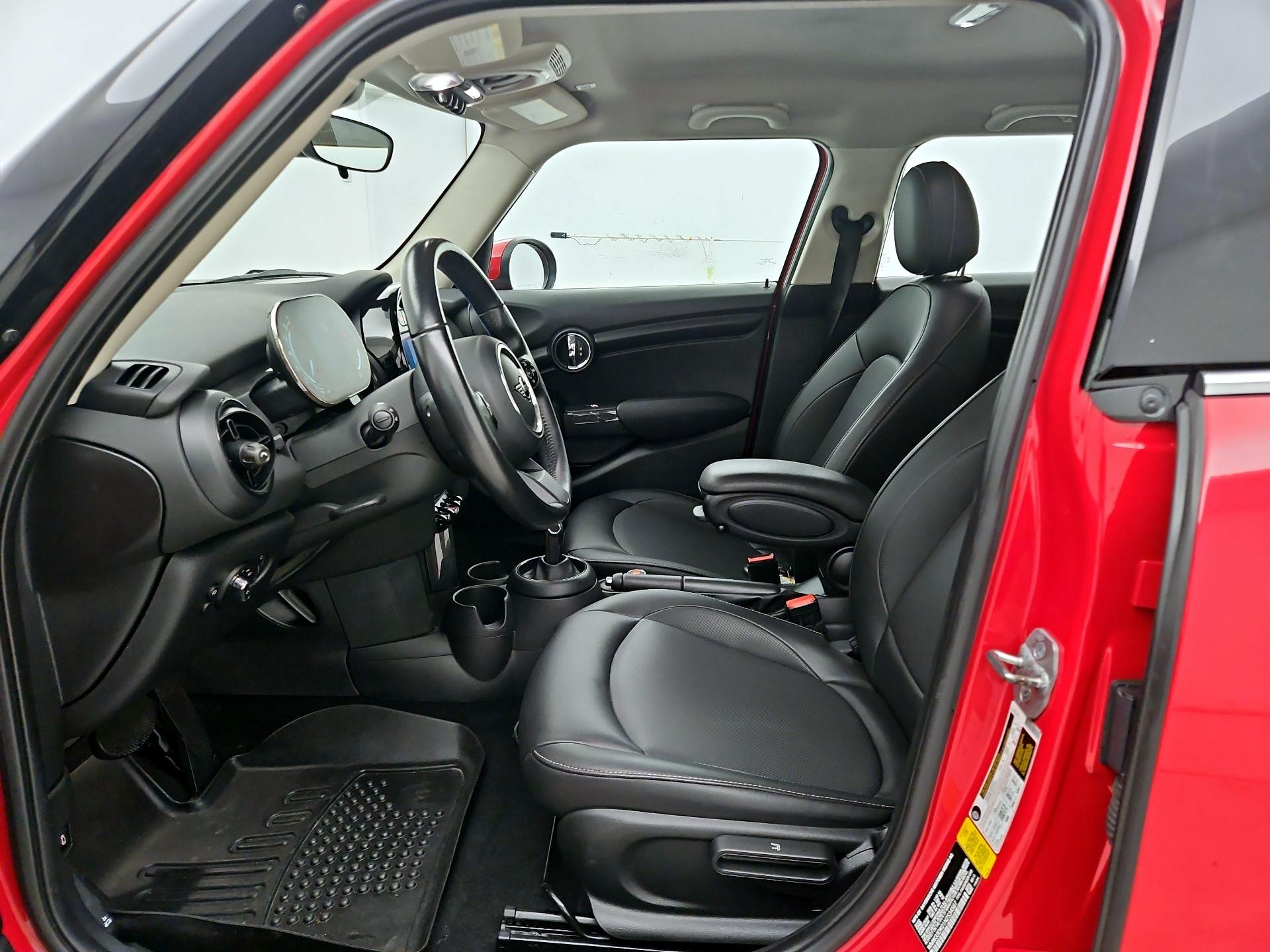 Thumbnail: 2022 MINI Cooper Hardtop - 11