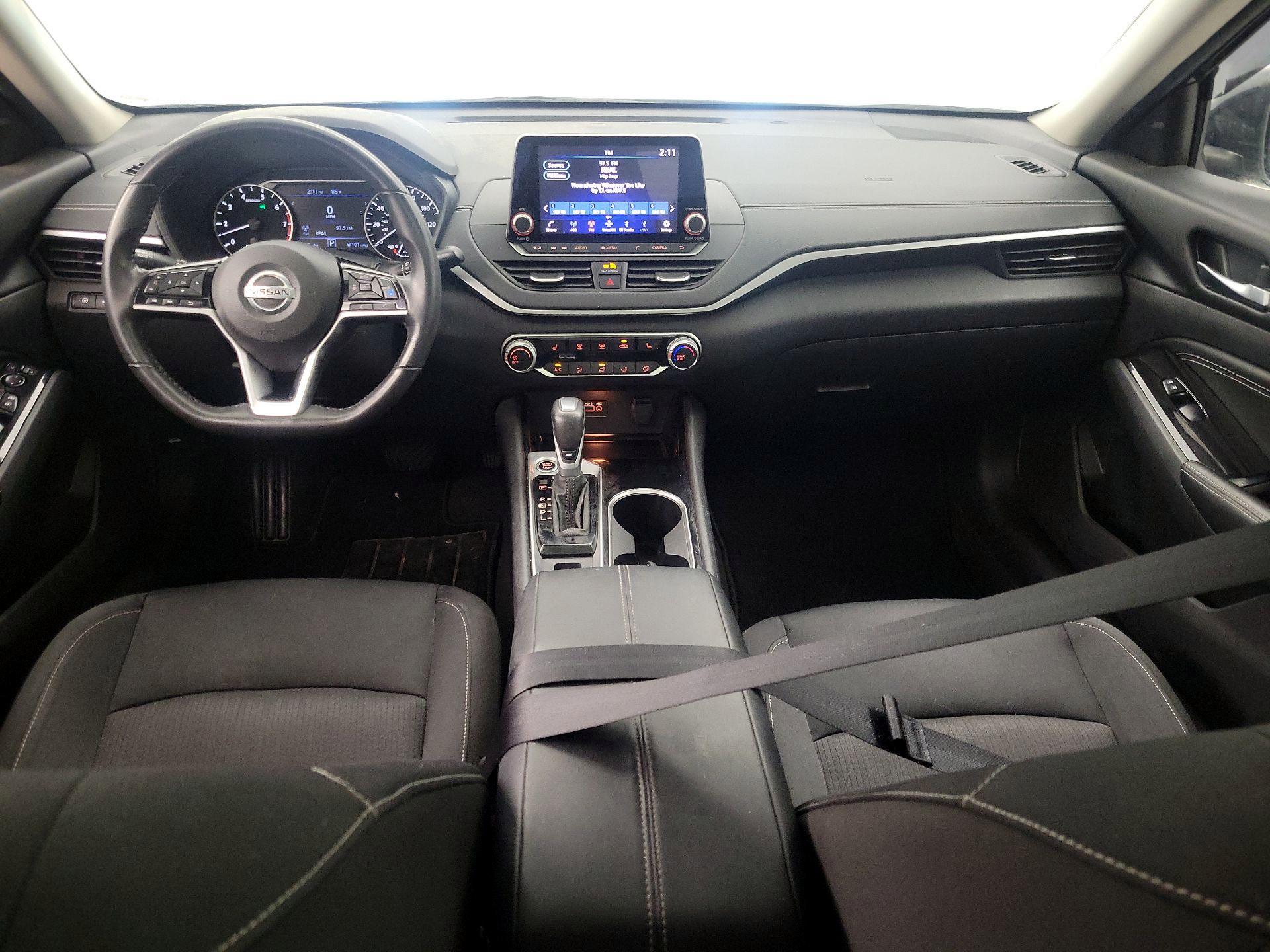 Thumbnail: 2022 Nissan Altima - 9