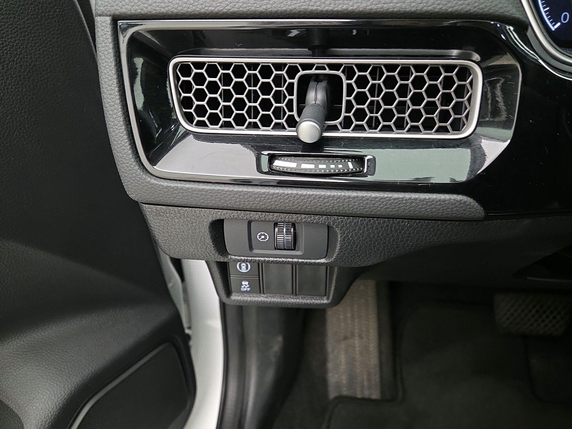 Thumbnail: 2022 Honda Civic - 13