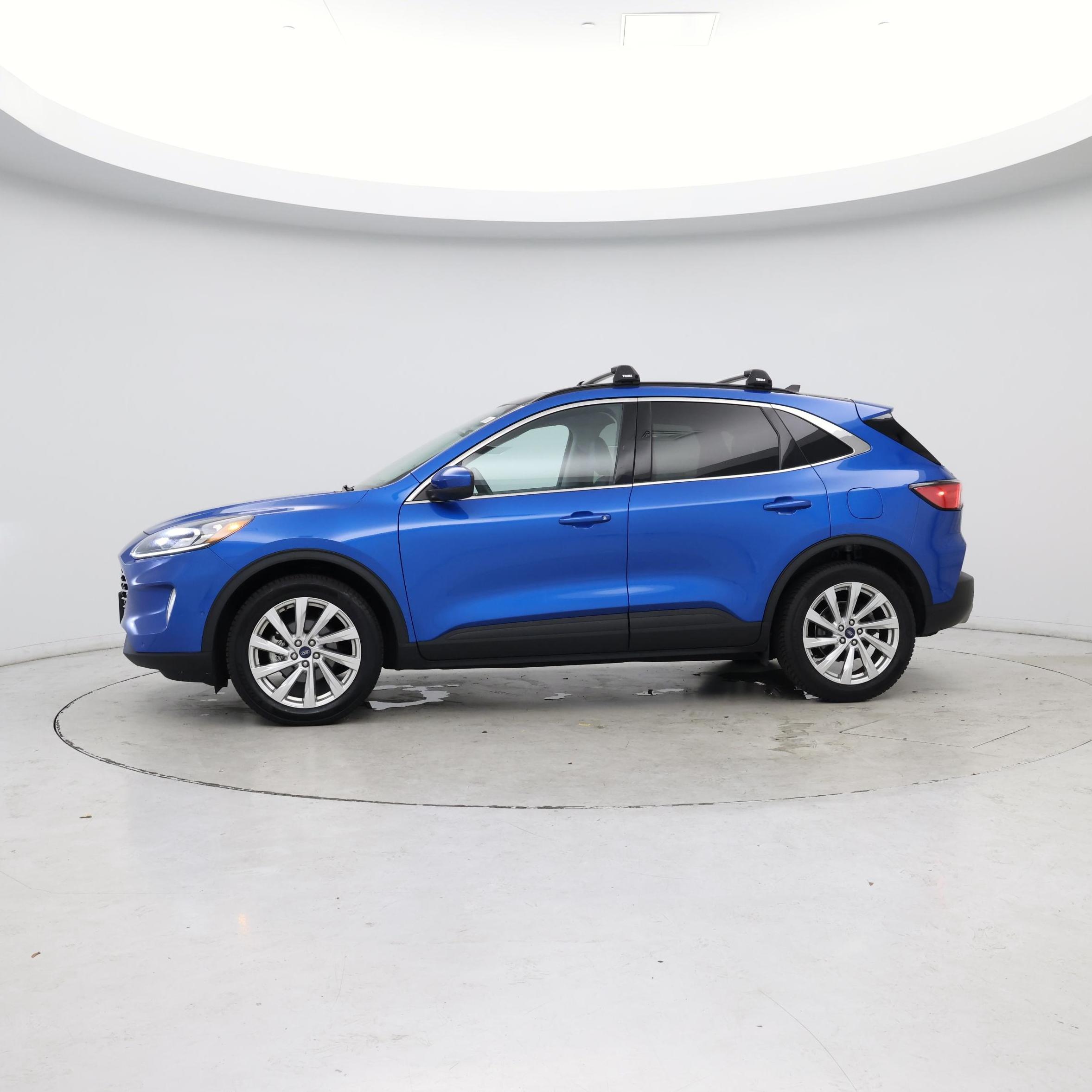 Thumbnail: 2021 Ford Escape - 3