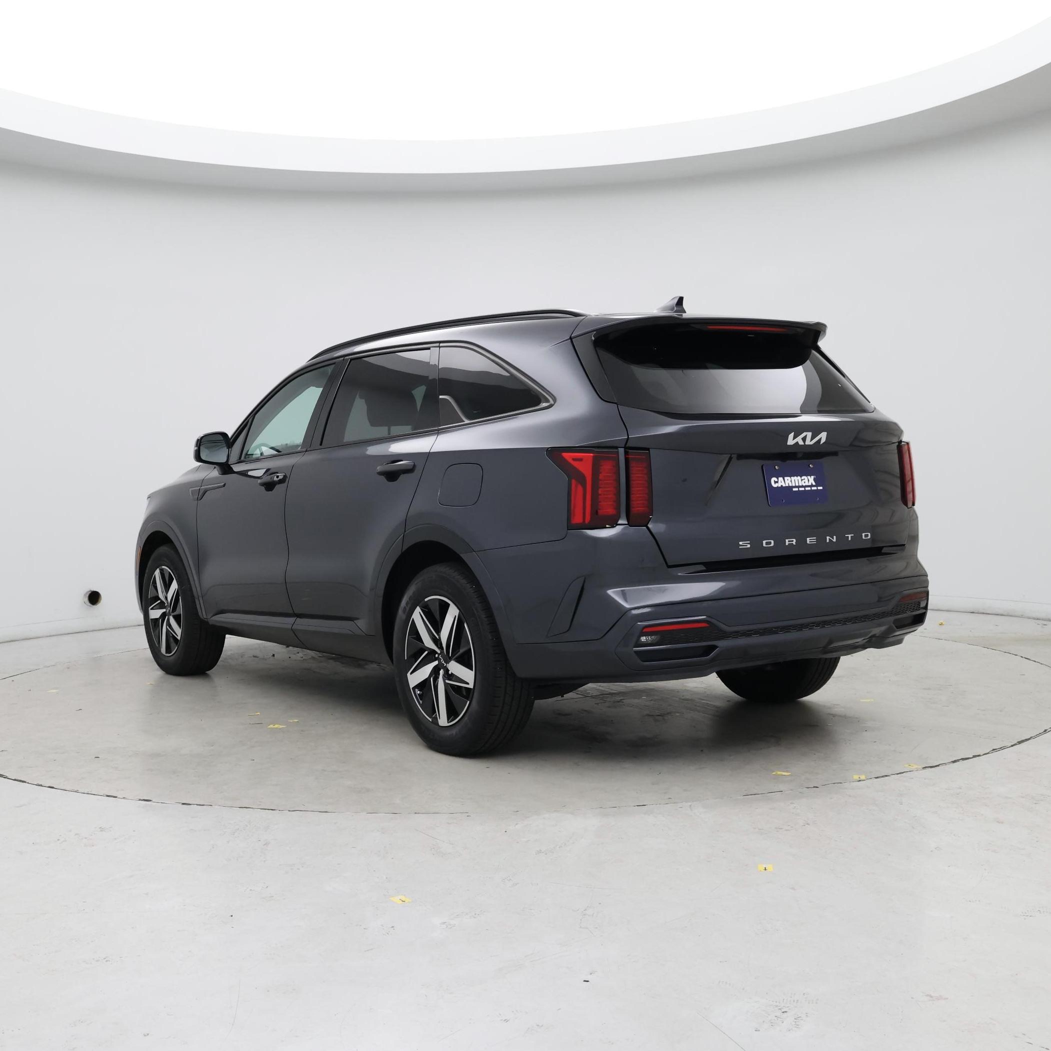 Thumbnail: 2022 Kia Sorento - 2