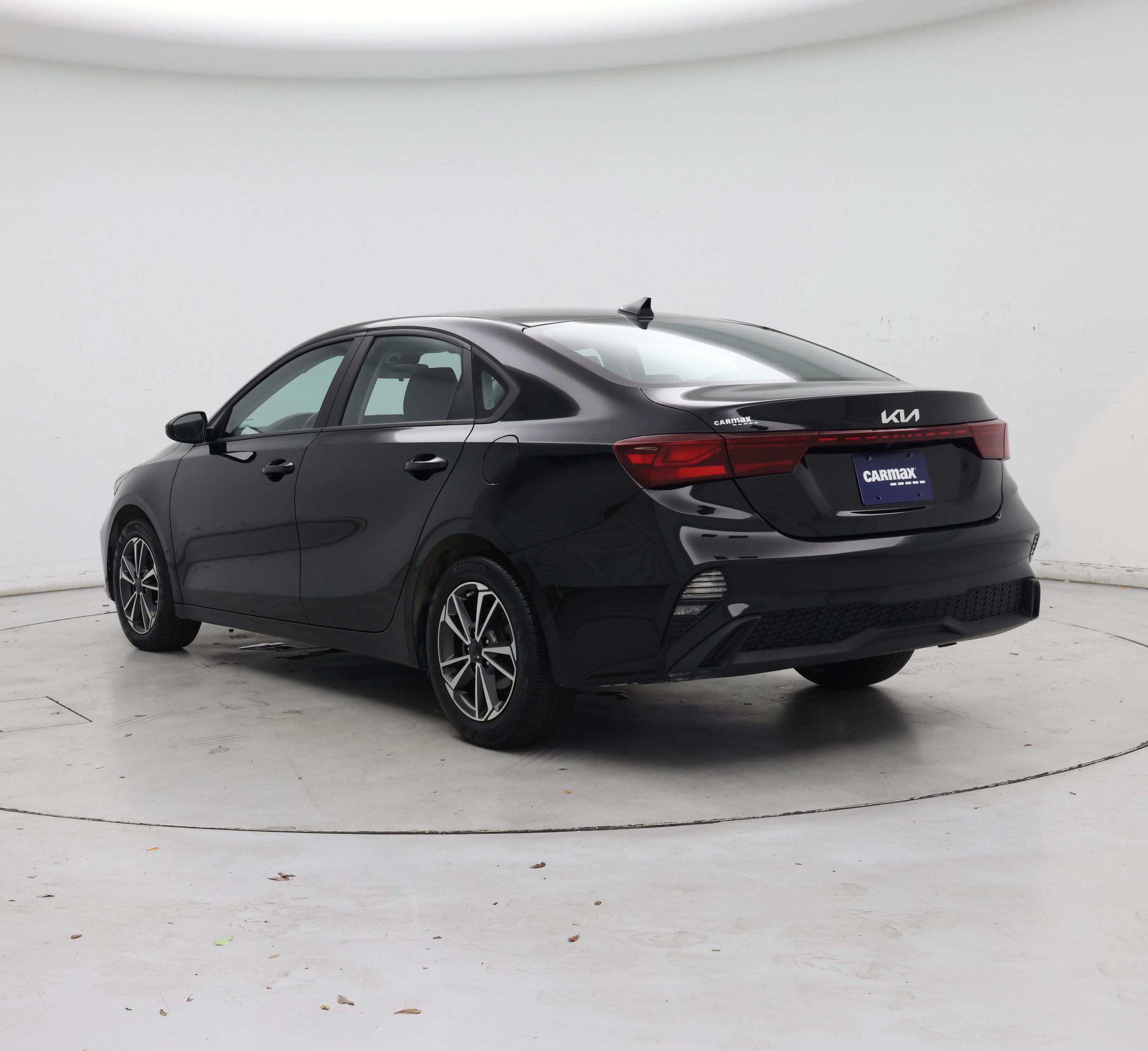Thumbnail: 2022 Kia Forte - 2