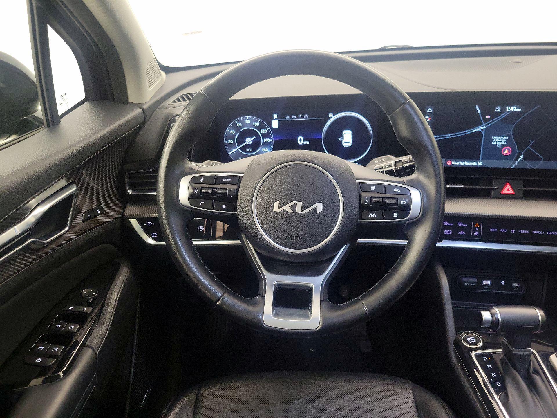 Thumbnail: 2023 Kia Sportage - 10