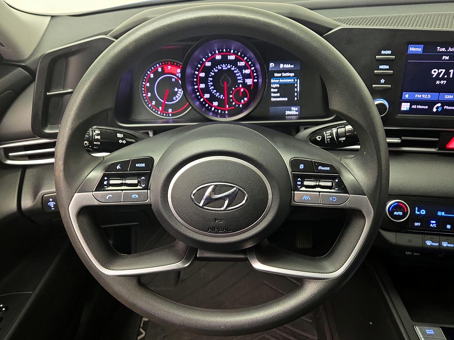 Thumbnail: 2023 Hyundai Elantra - 10