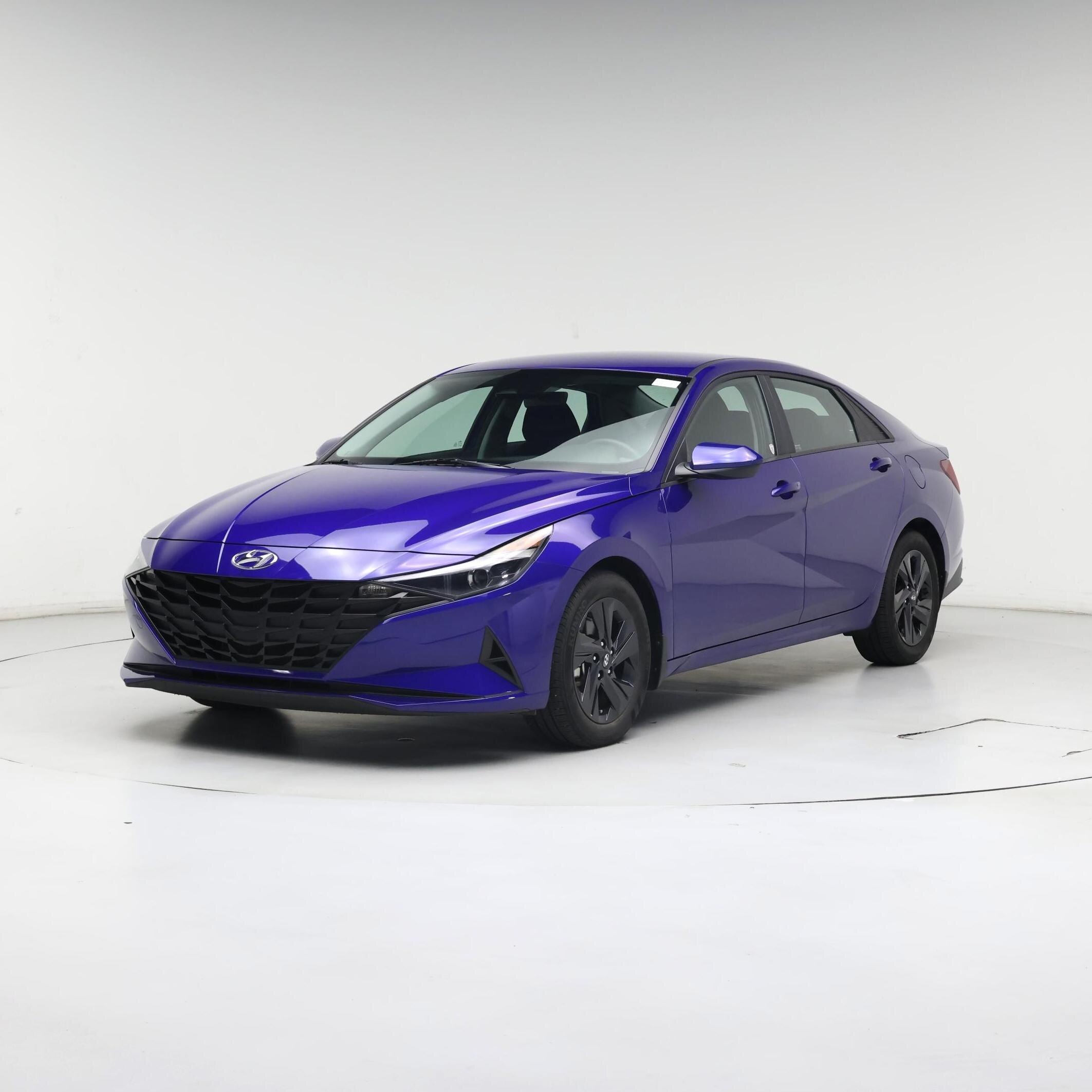 Thumbnail: 2023 Hyundai Elantra - 4