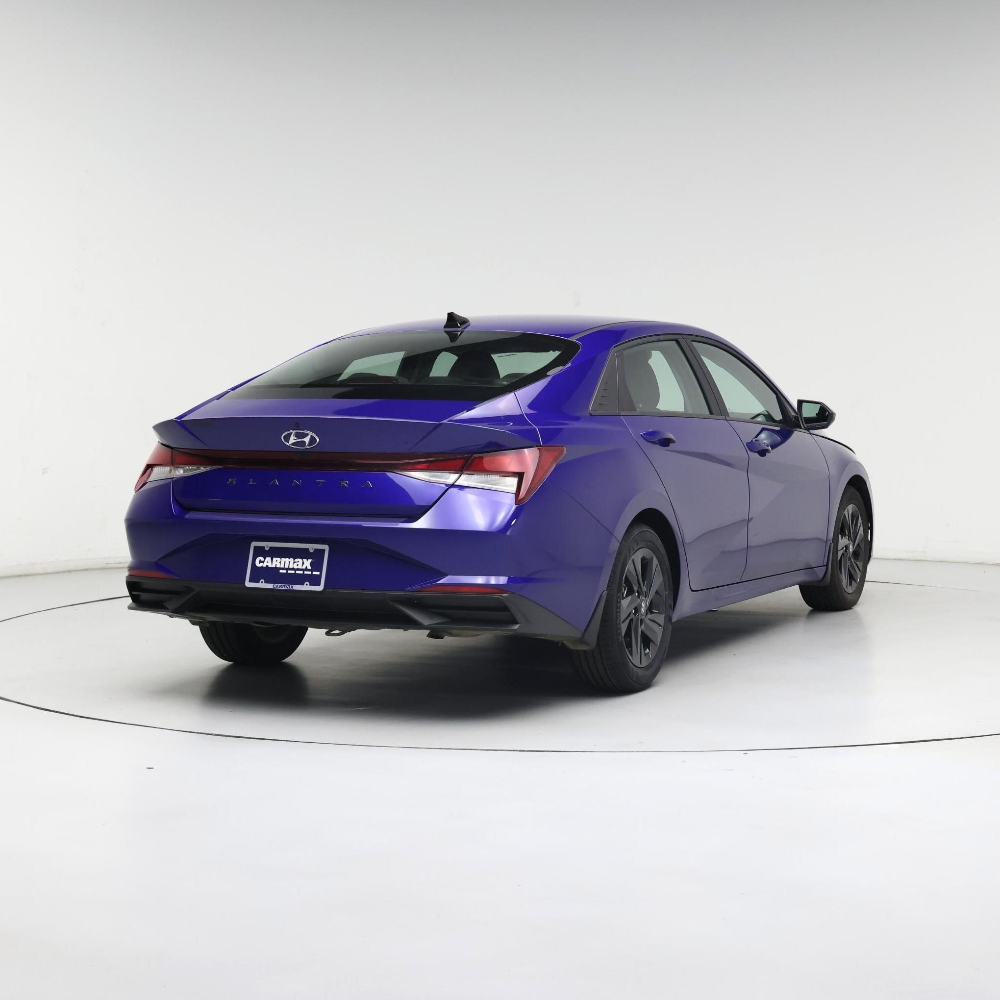Thumbnail: 2023 Hyundai Elantra - 8