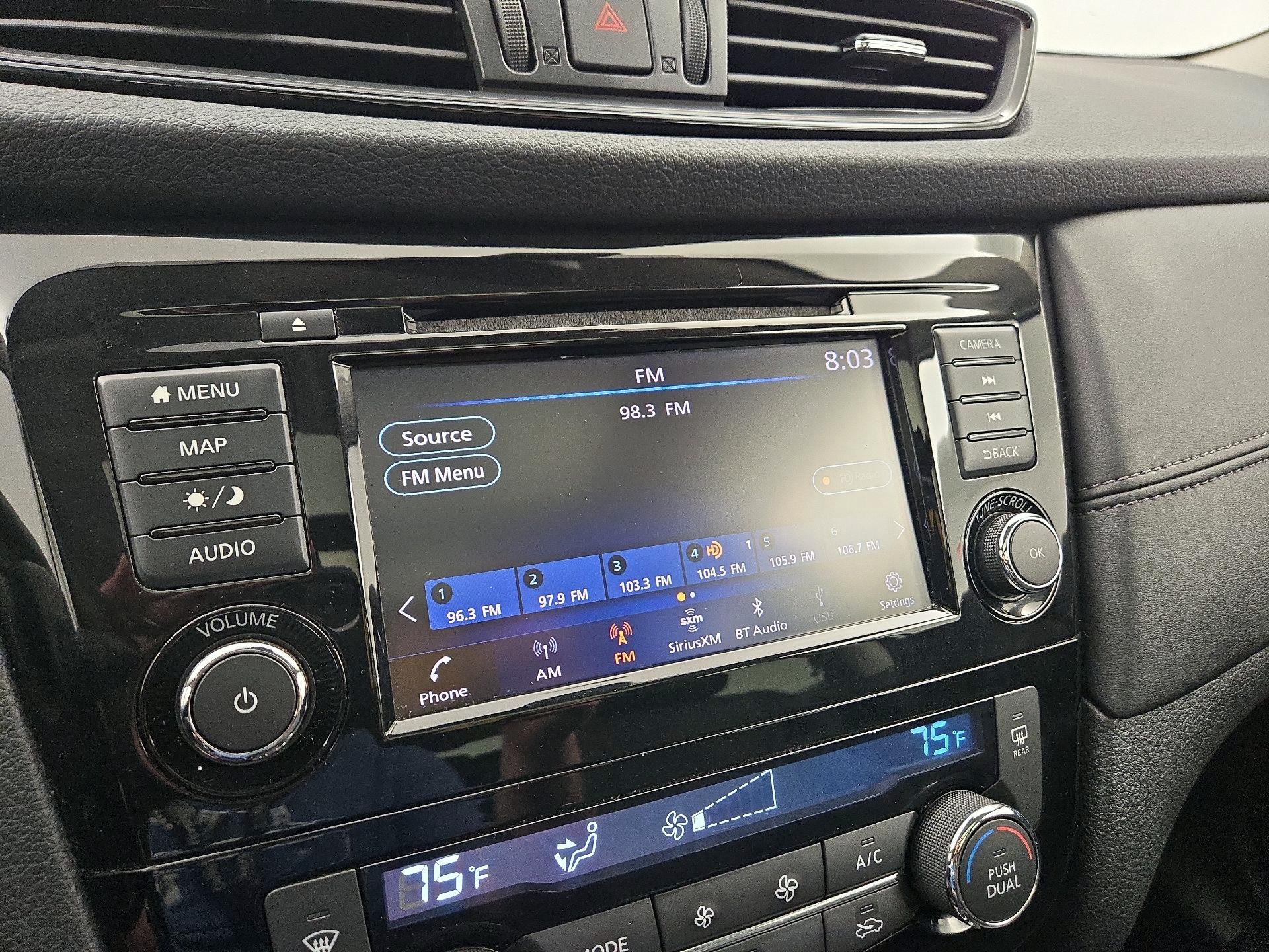 Thumbnail: 2019 Nissan Rogue - 16