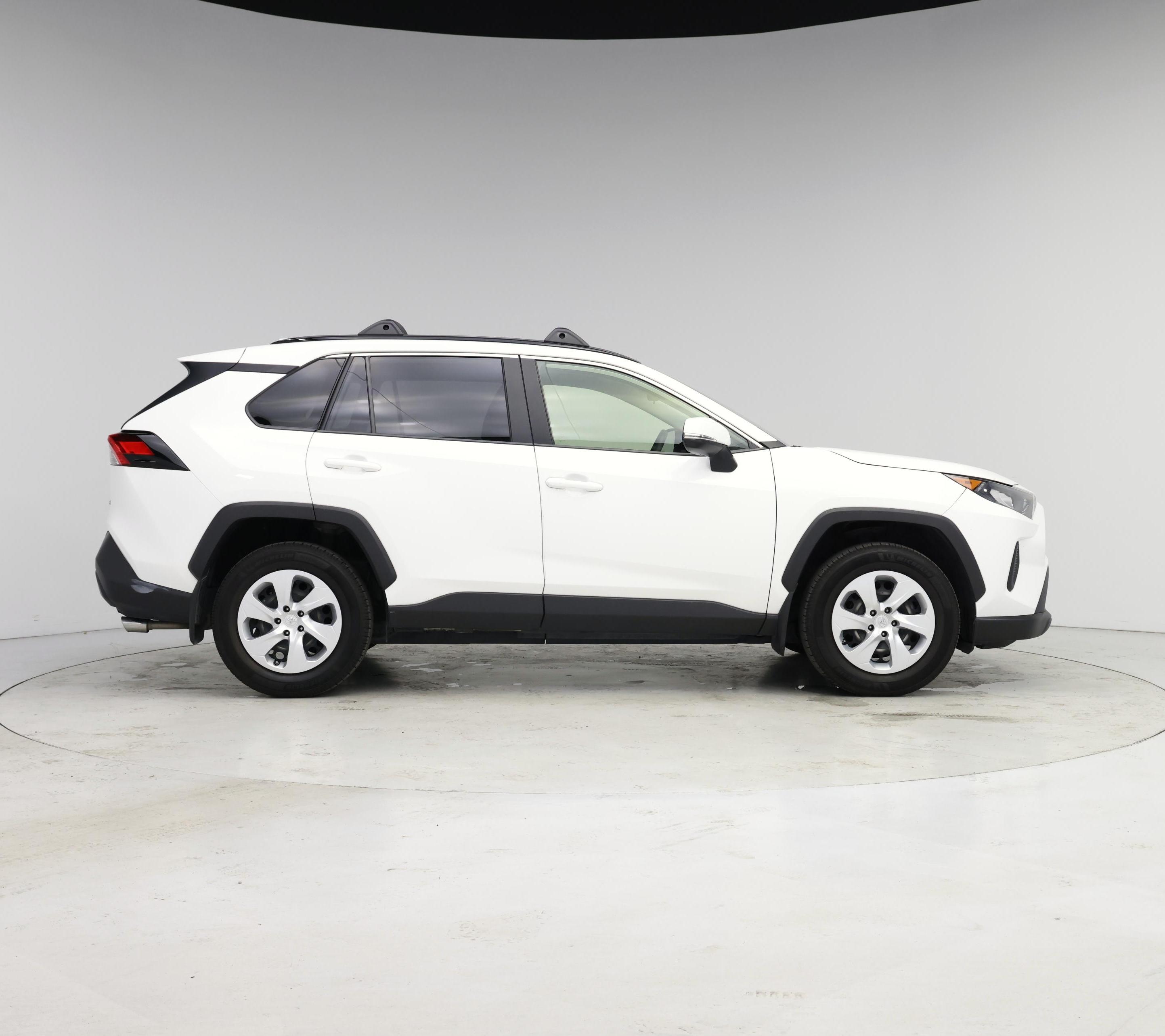 Thumbnail: 2019 Toyota RAV4 - 7