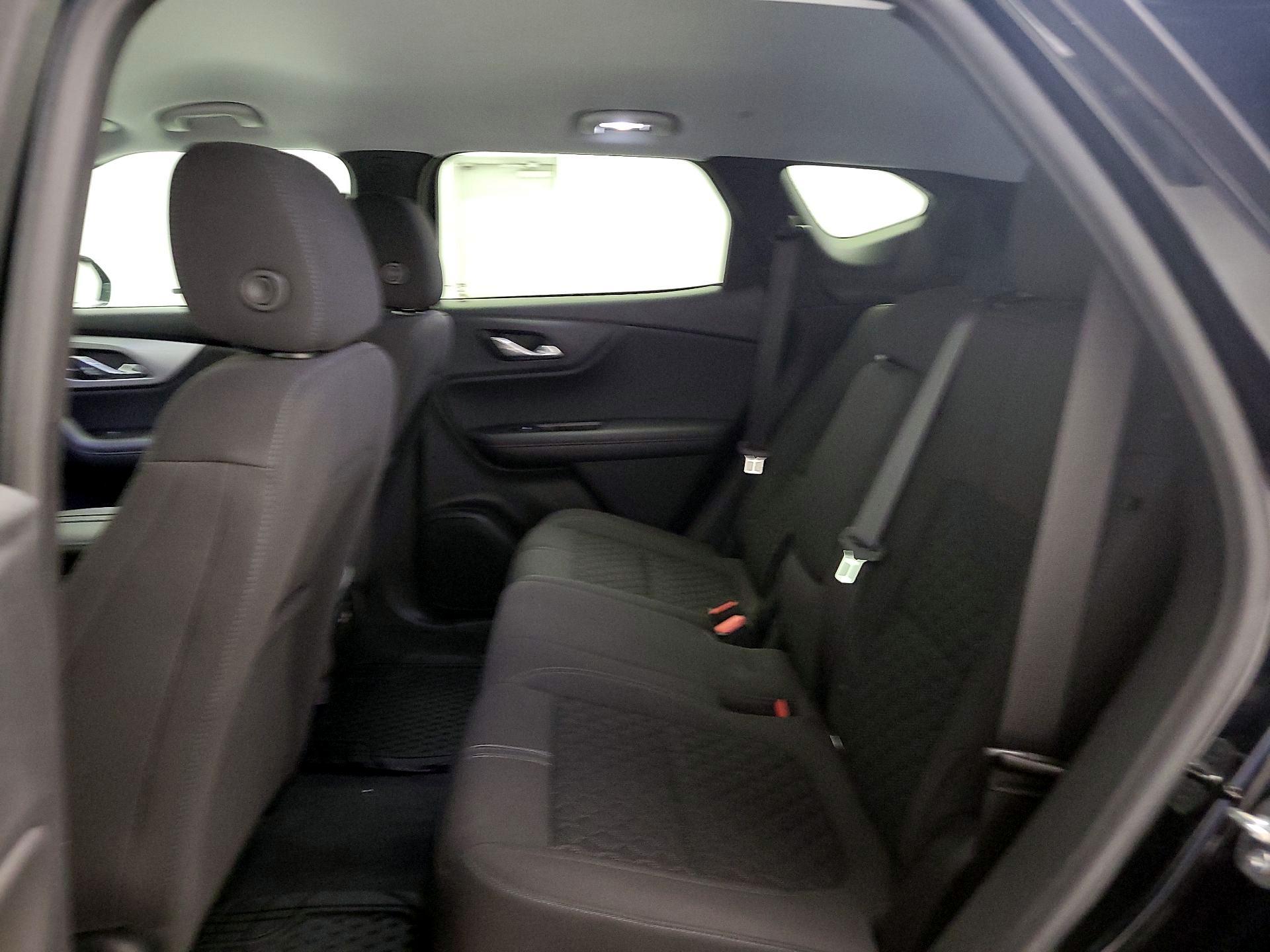 Thumbnail: 2021 Chevrolet Blazer - 19