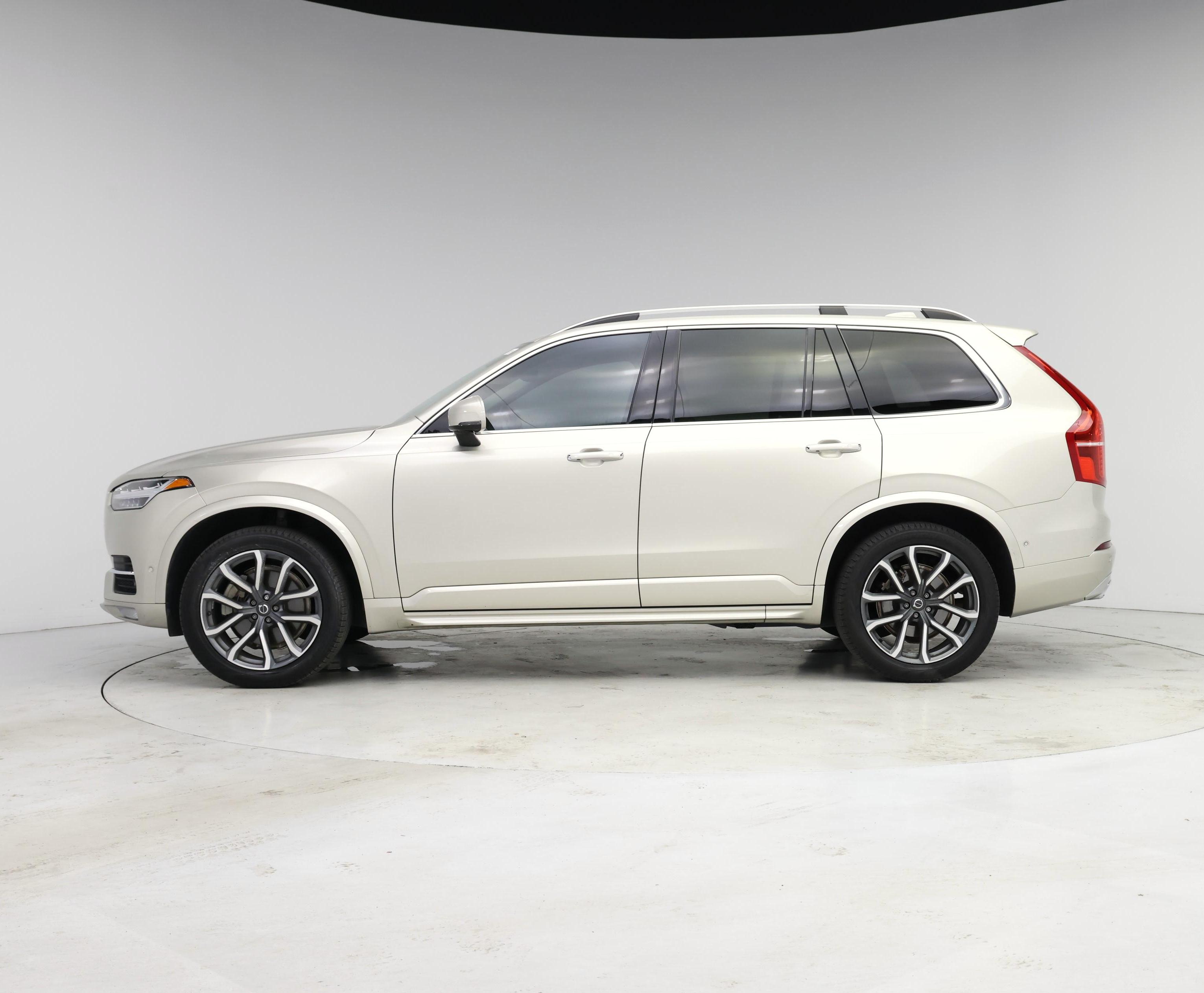 Thumbnail: 2018 Volvo XC90 - 3