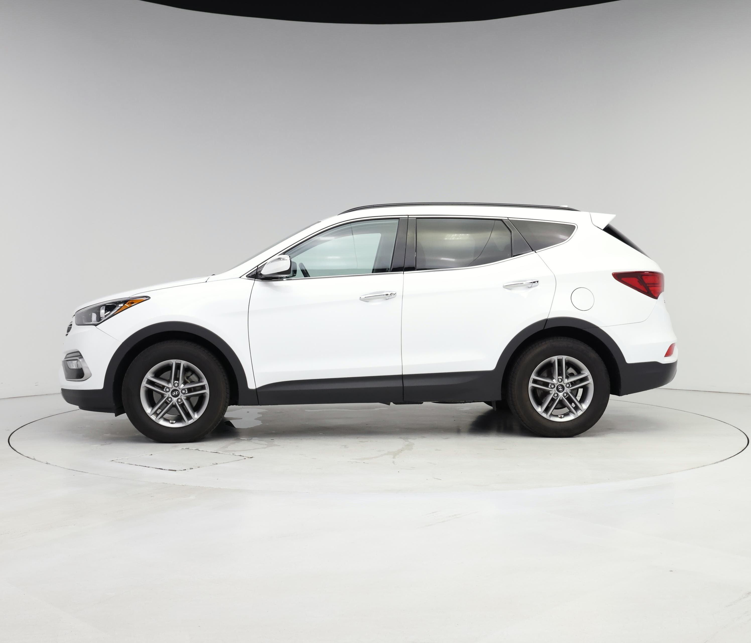 Thumbnail: 2018 Hyundai Santa Fe - 3