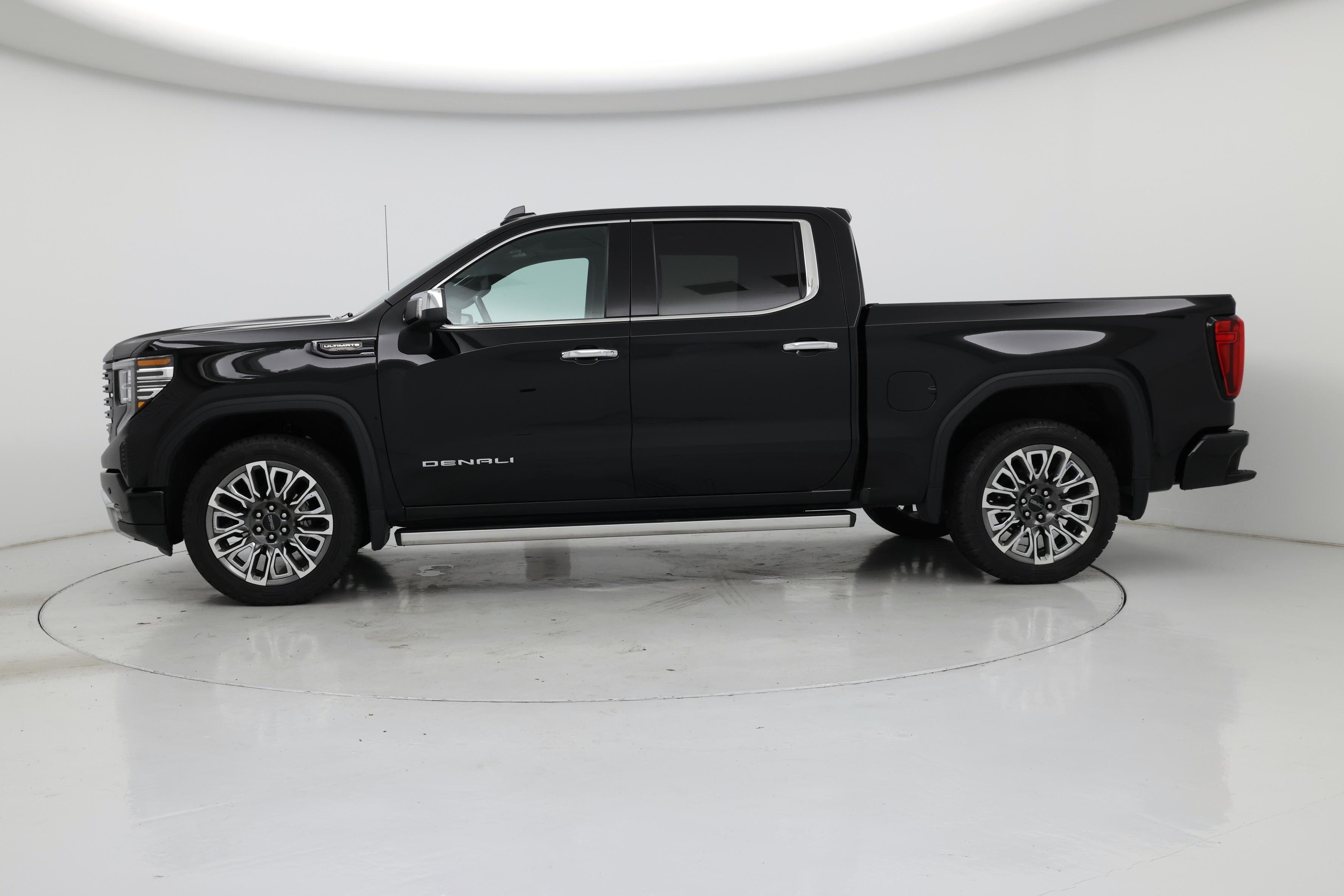 Thumbnail: 2024 GMC Sierra 1500 - 3